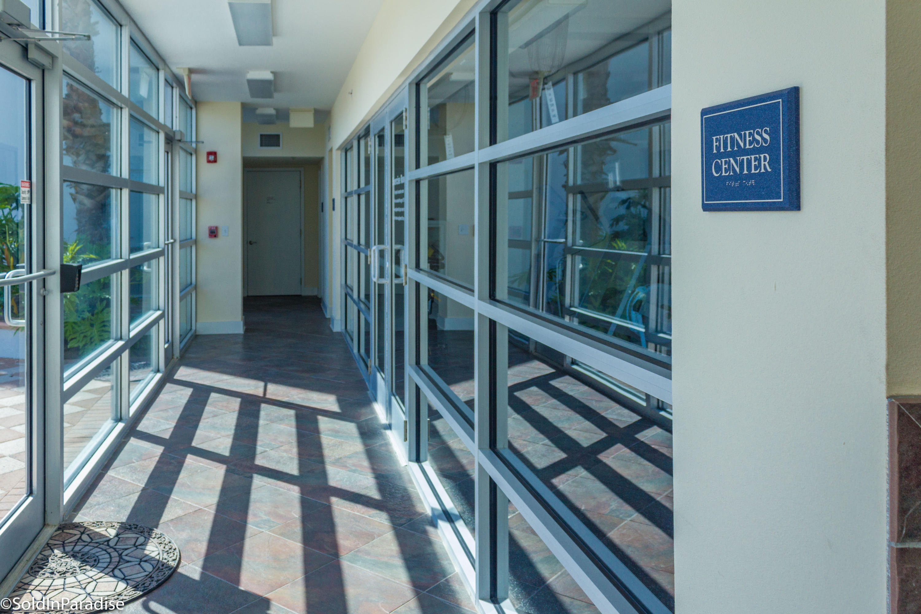 HARBOR LIGHTS - Residential