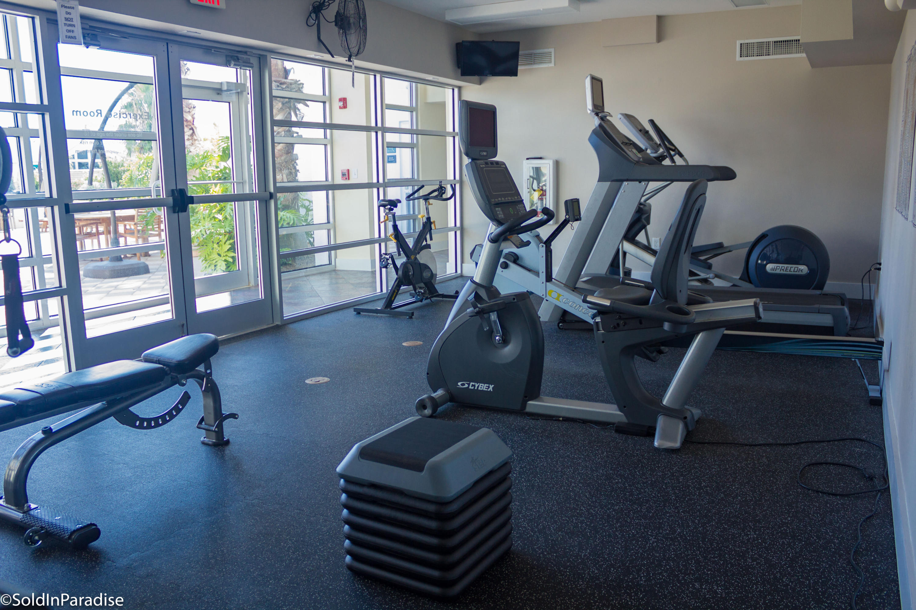 HARBOR LIGHTS - Residential