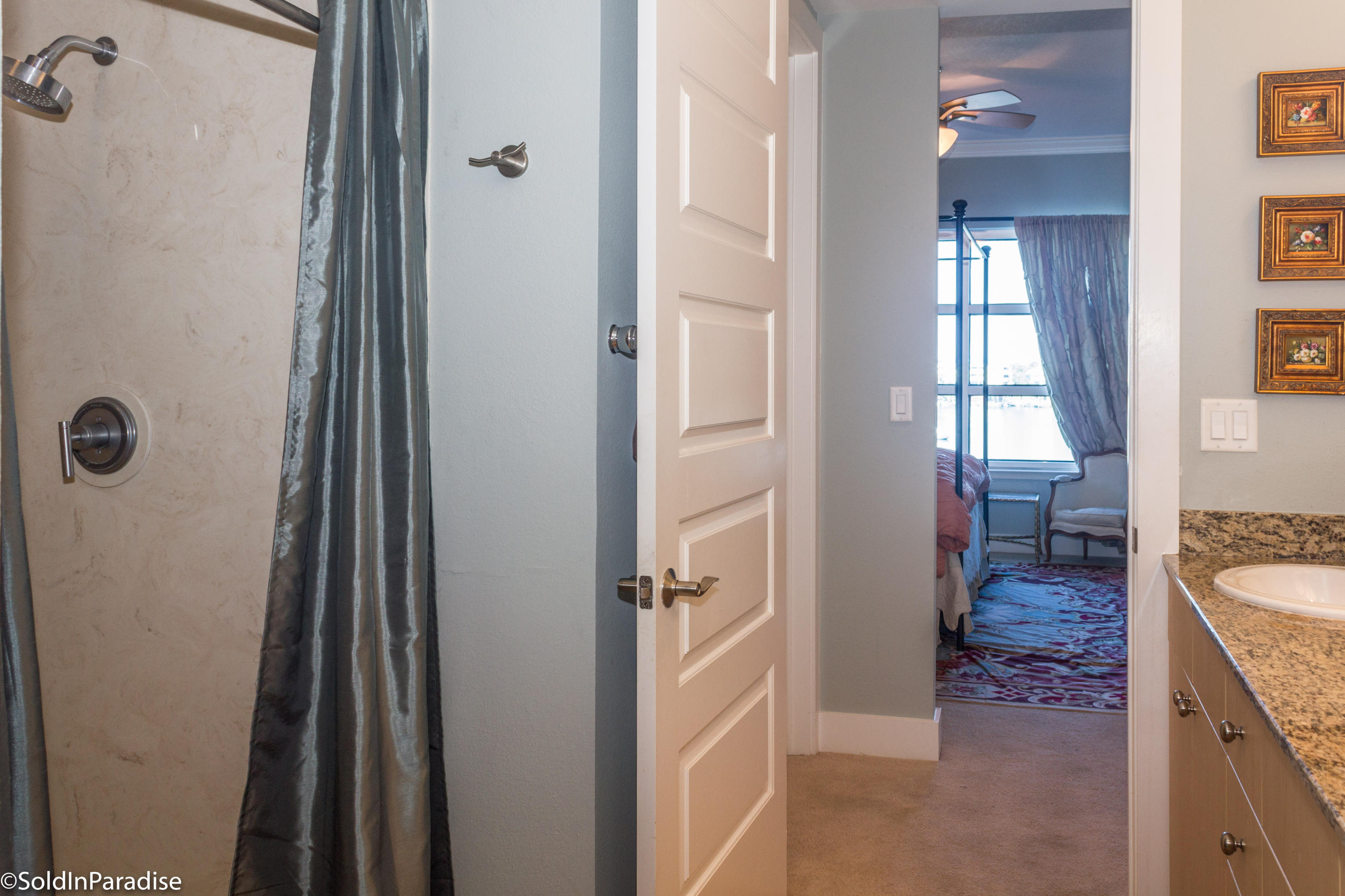 HARBOR LIGHTS - Residential