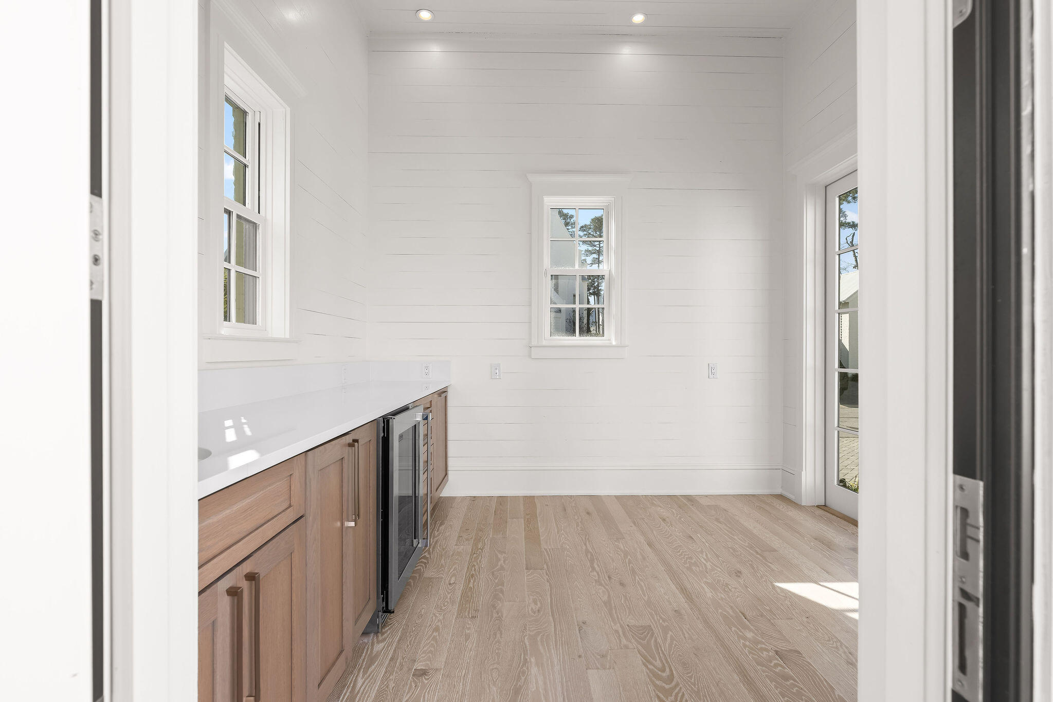 CHURCHILL OAKS - Residential