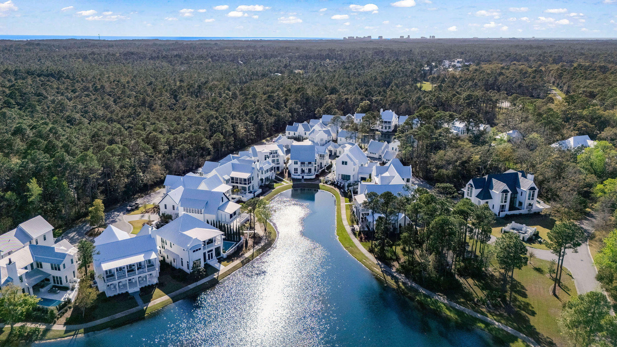 CHURCHILL OAKS - Residential