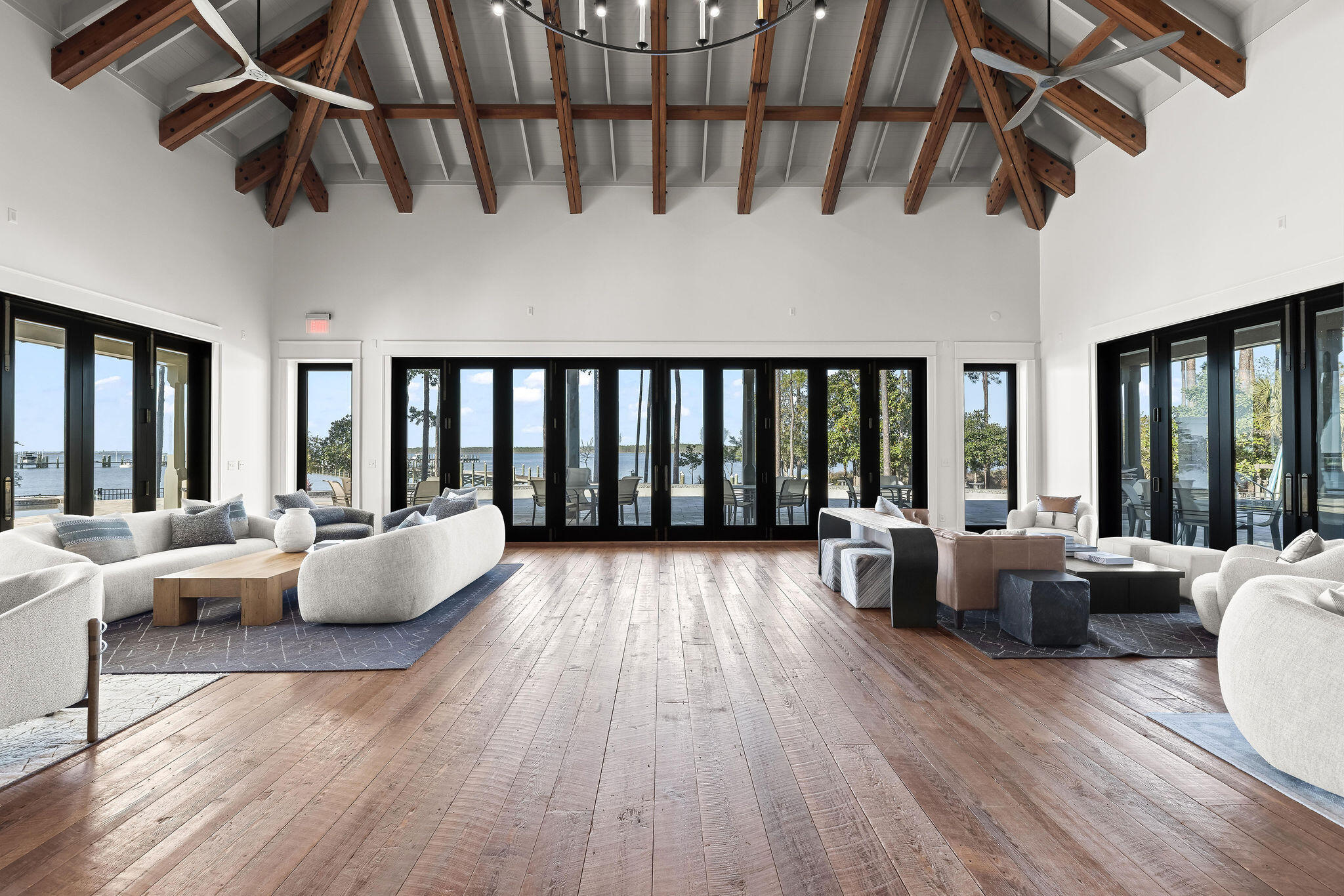 CHURCHILL OAKS - Residential