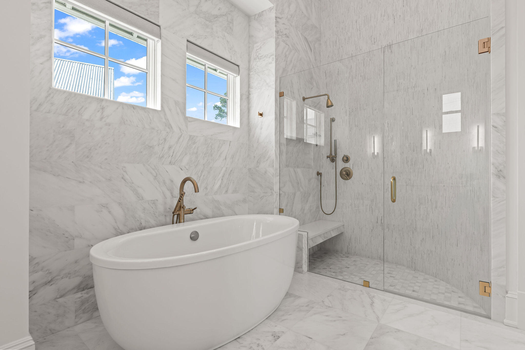 CHURCHILL OAKS - Residential