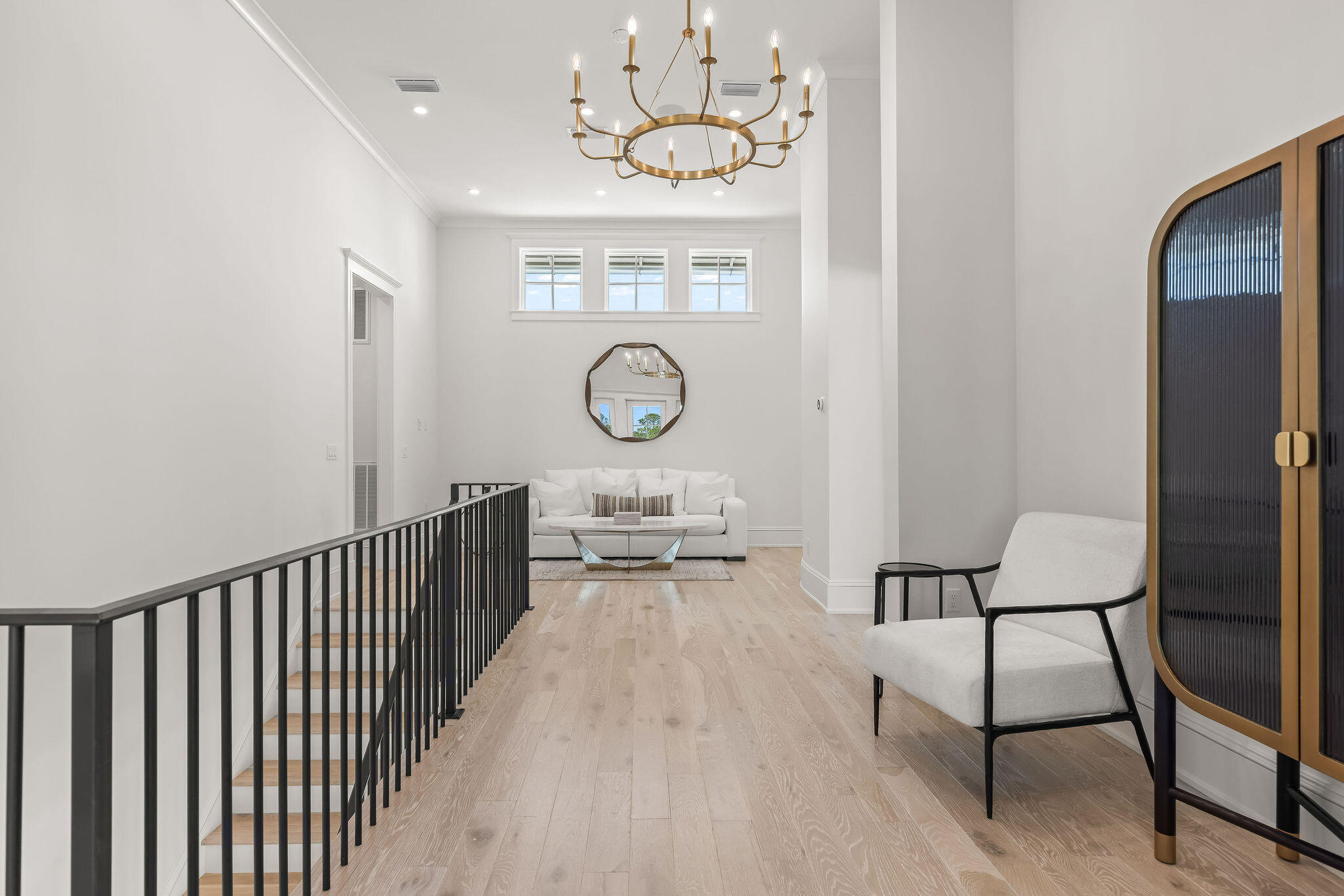 CHURCHILL OAKS - Residential