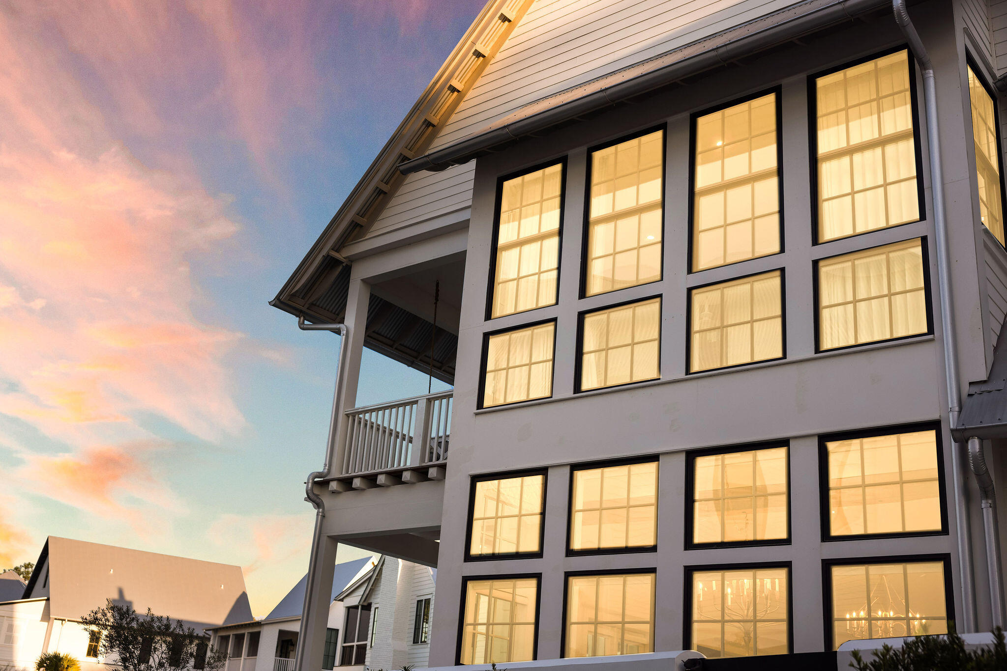 CHURCHILL OAKS - Residential