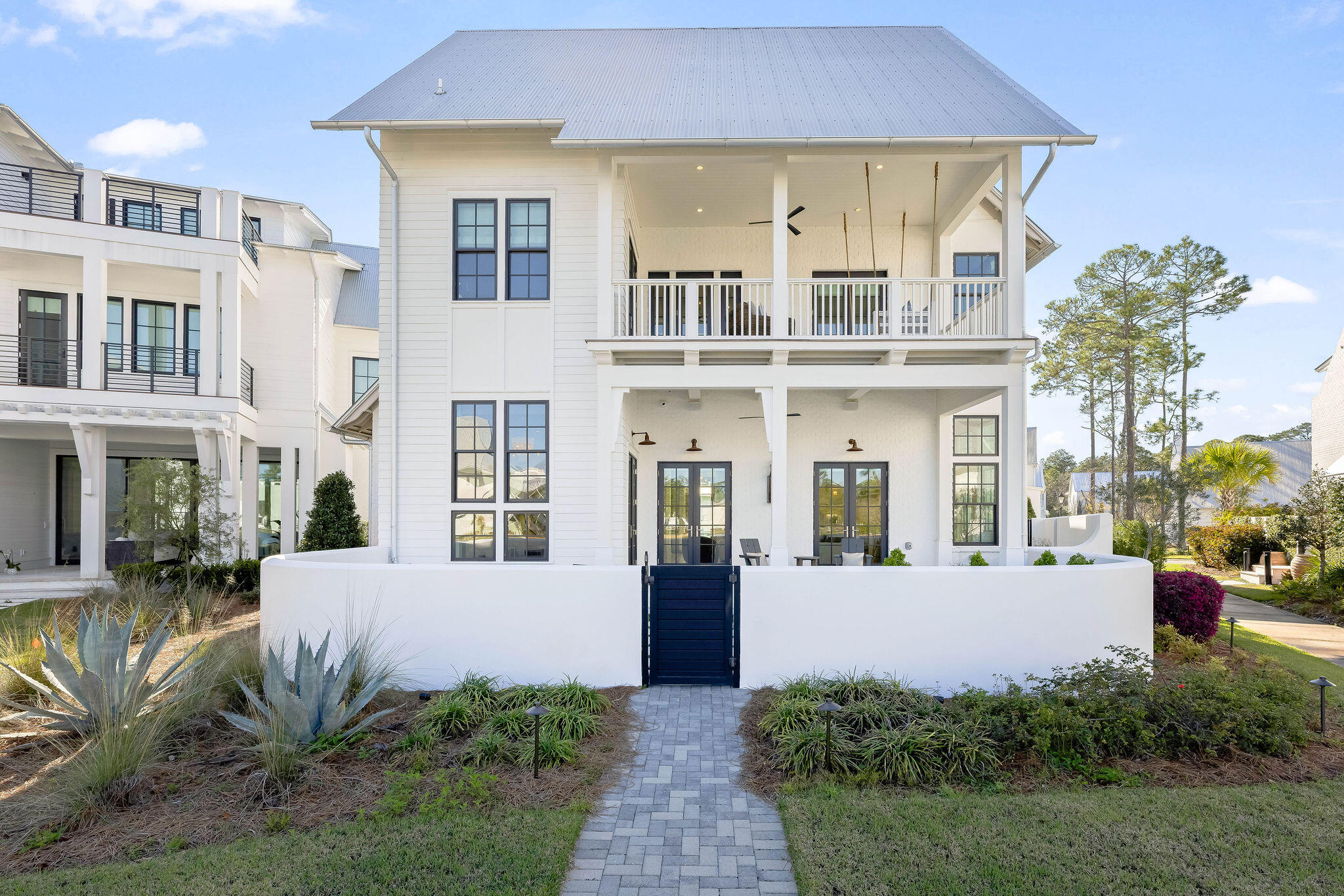 CHURCHILL OAKS - Residential