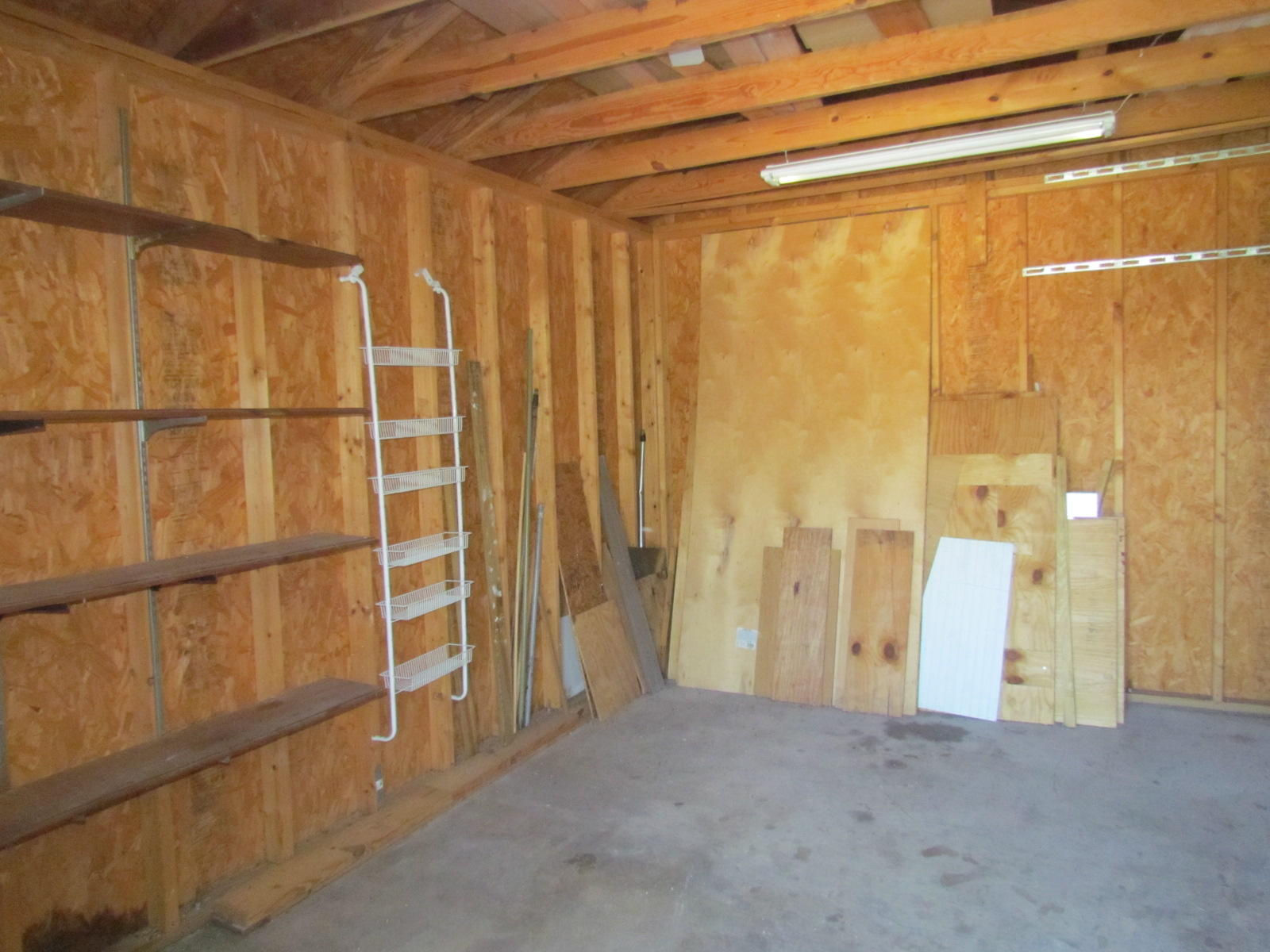 METES & BOUNDS - Residential Lease