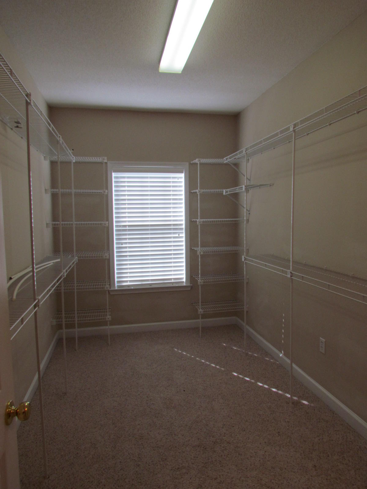 METES & BOUNDS - Residential Lease