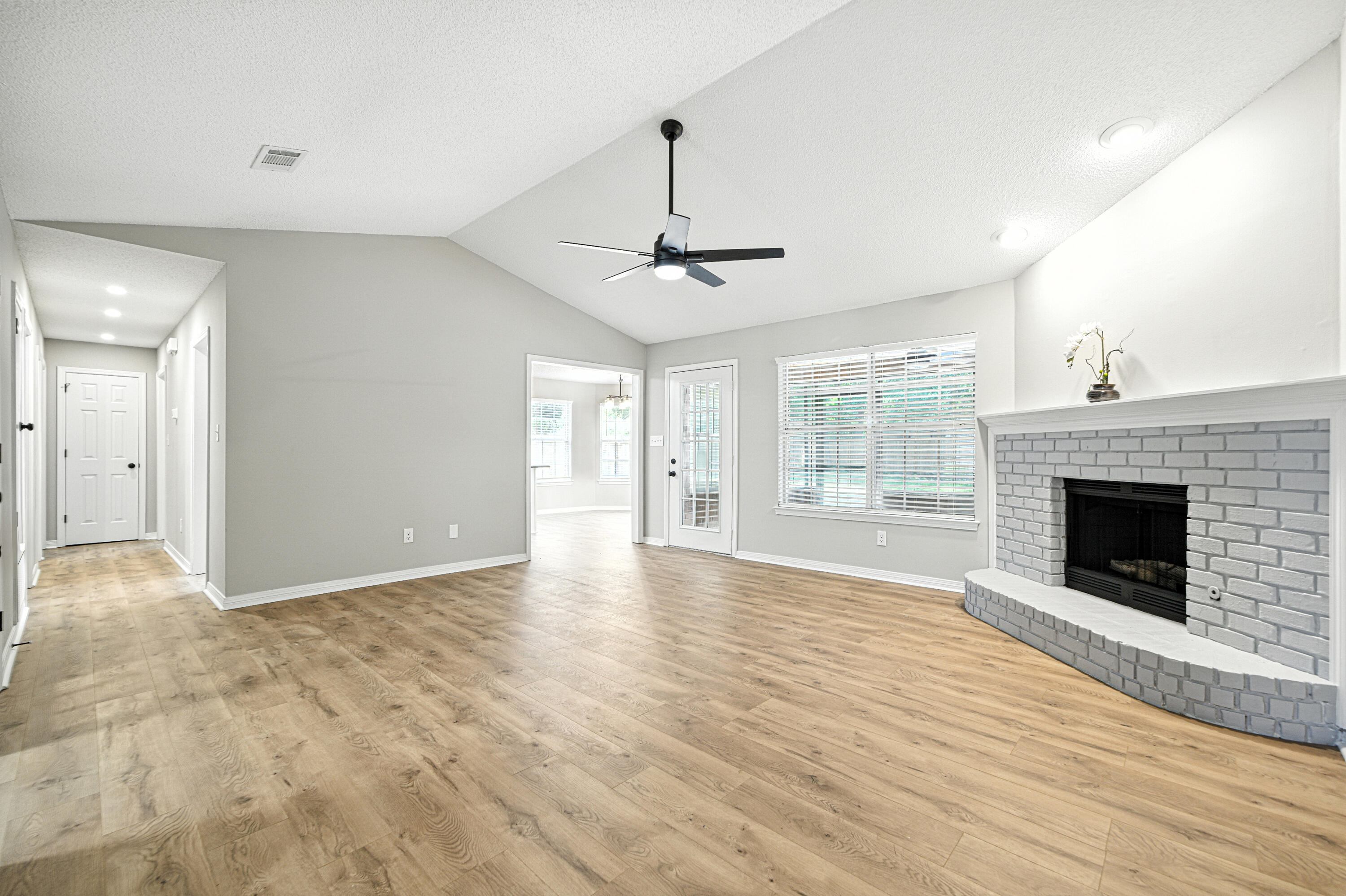 QUAIL RUN - Residential