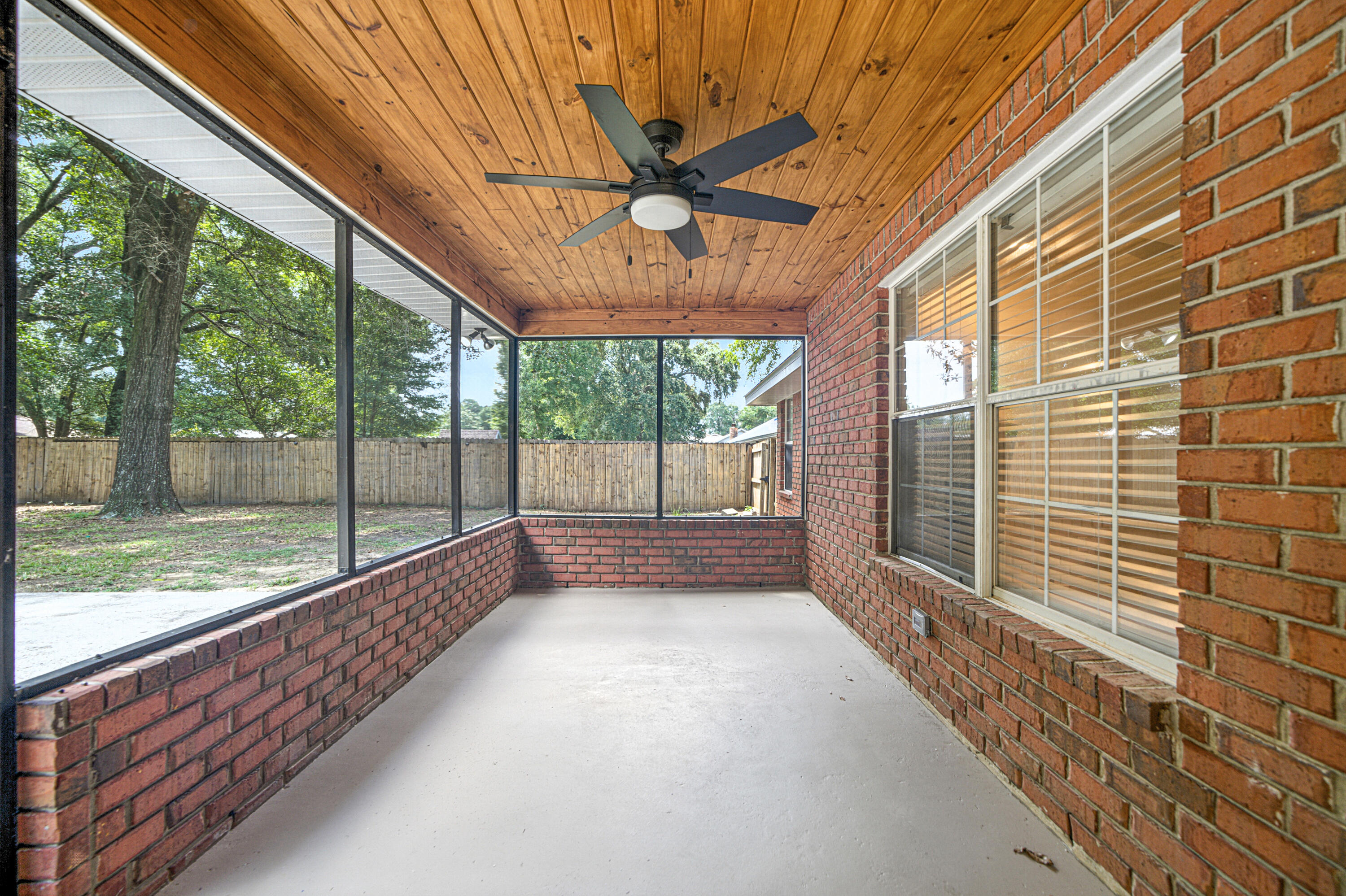 QUAIL RUN - Residential