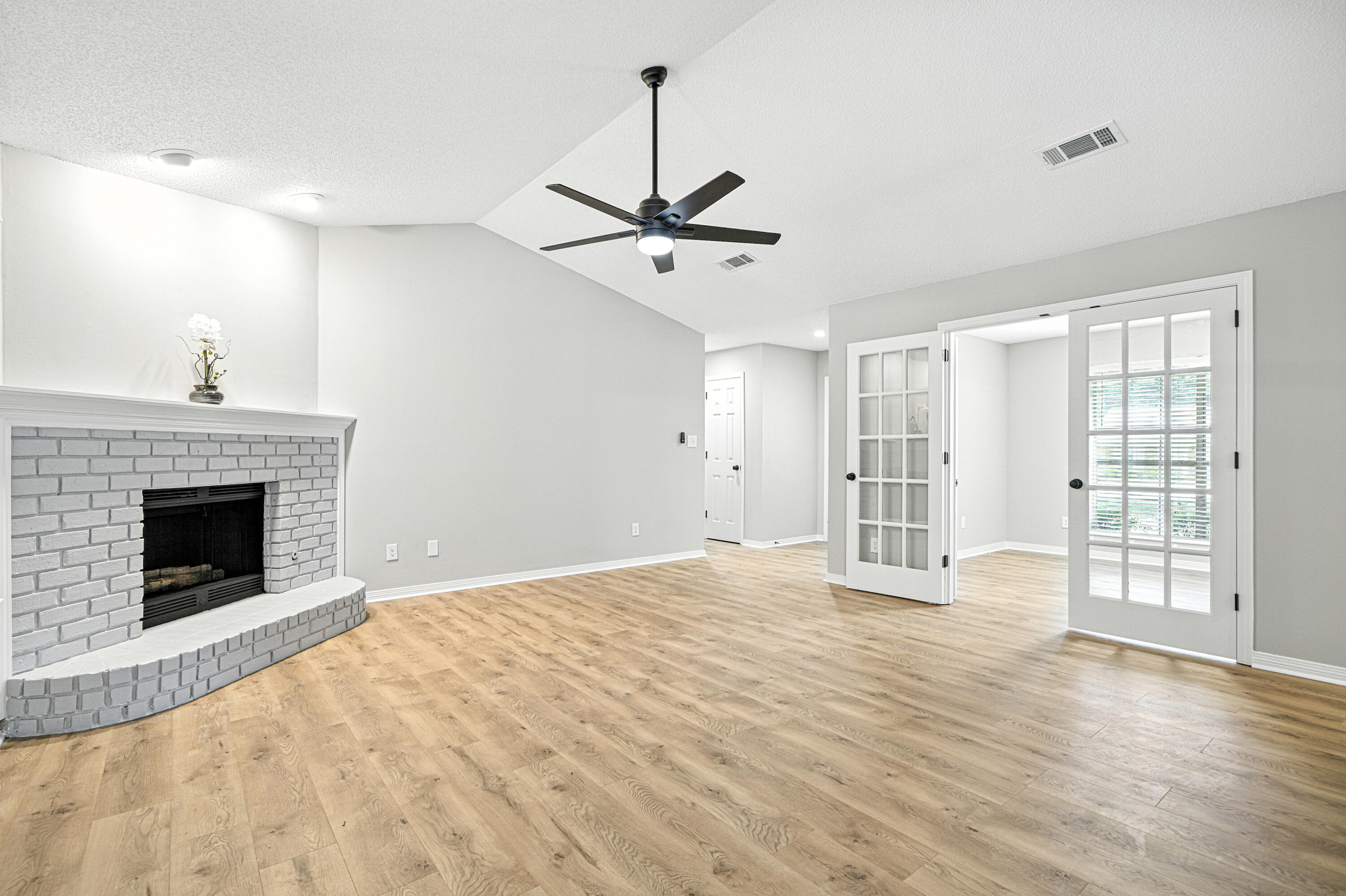 QUAIL RUN - Residential