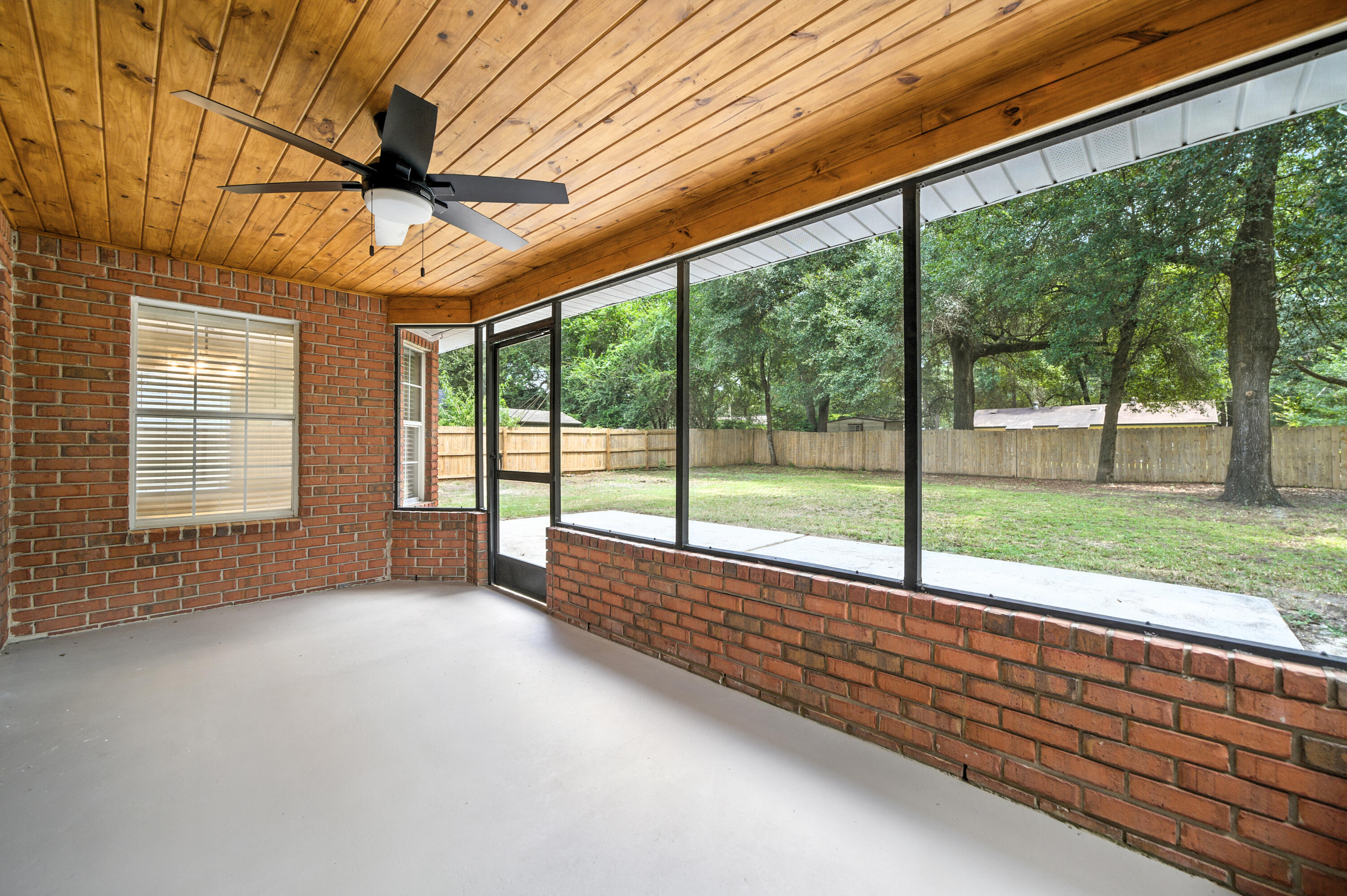 QUAIL RUN - Residential