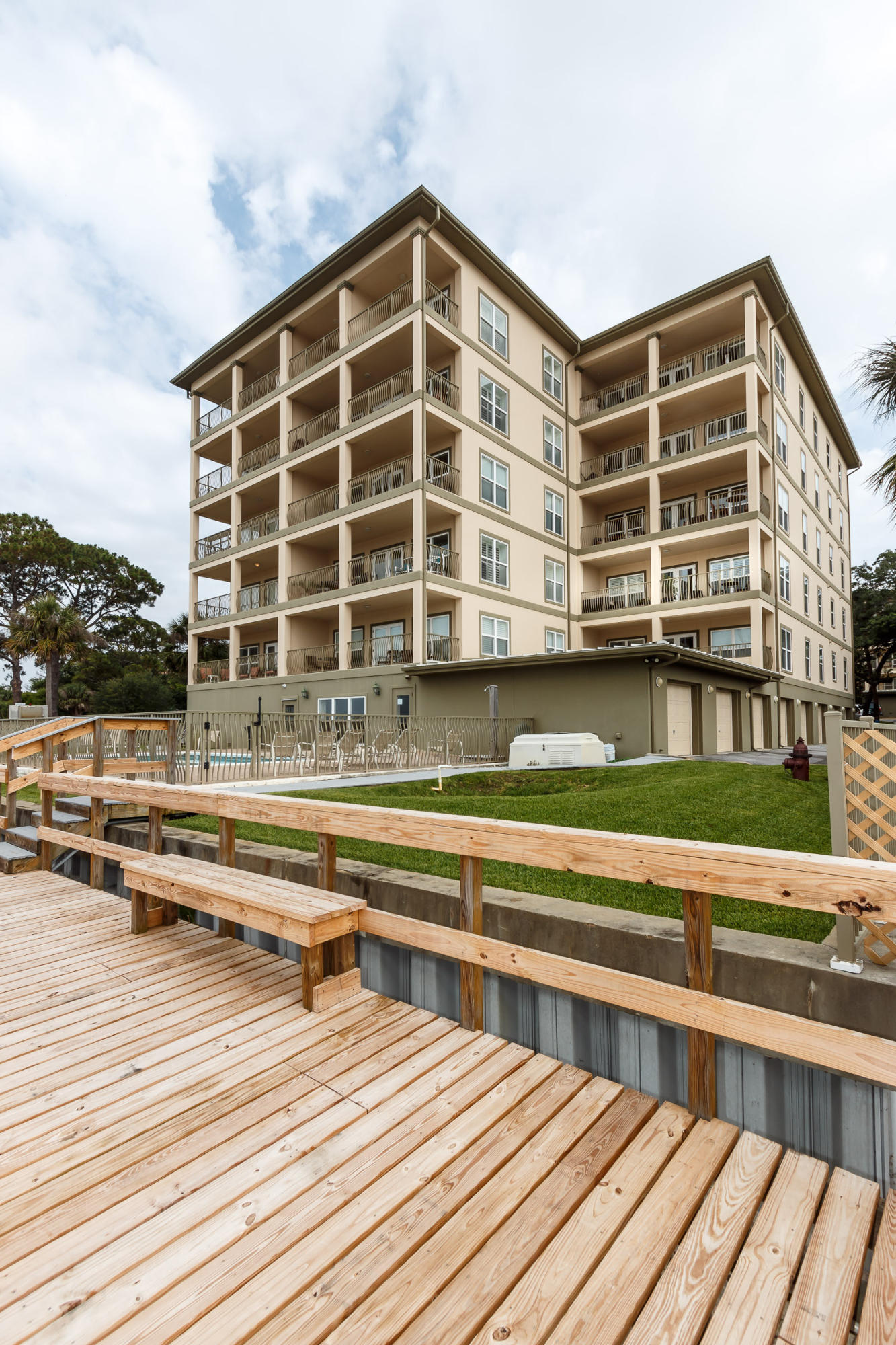 SAILWATCH LANDING - Residential