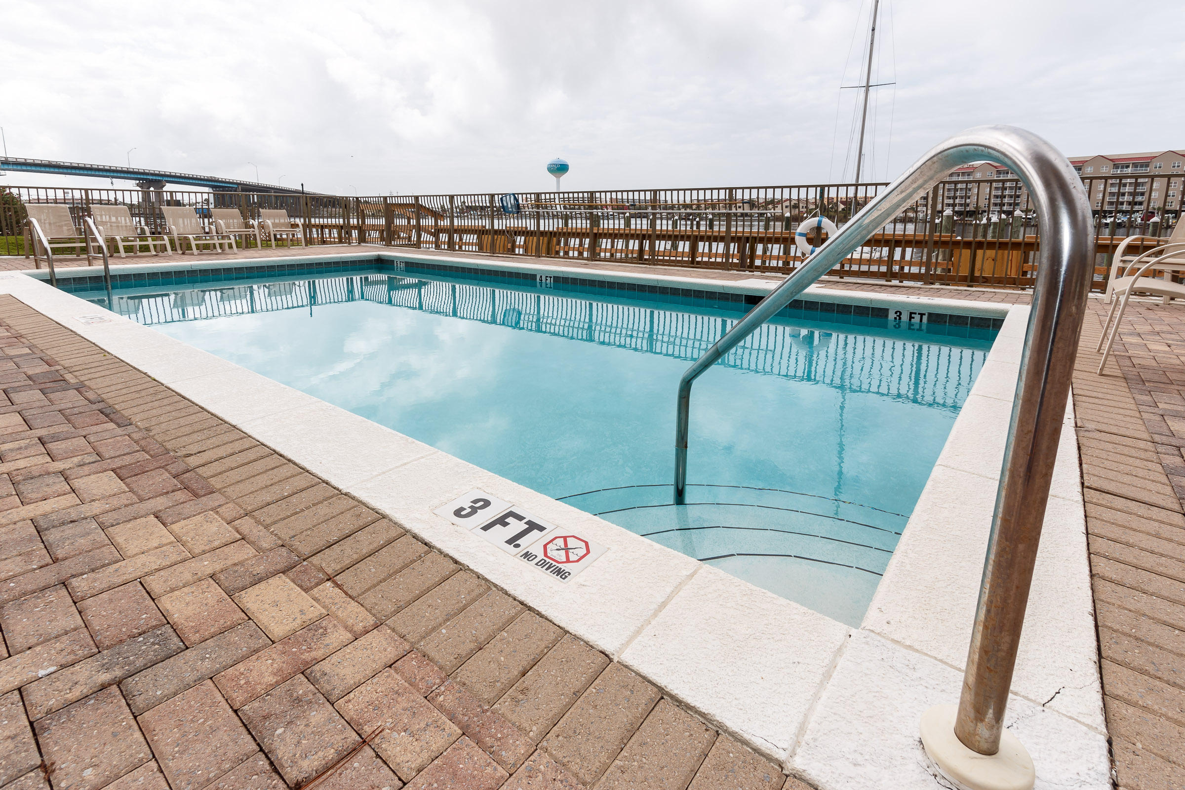 SAILWATCH LANDING - Residential