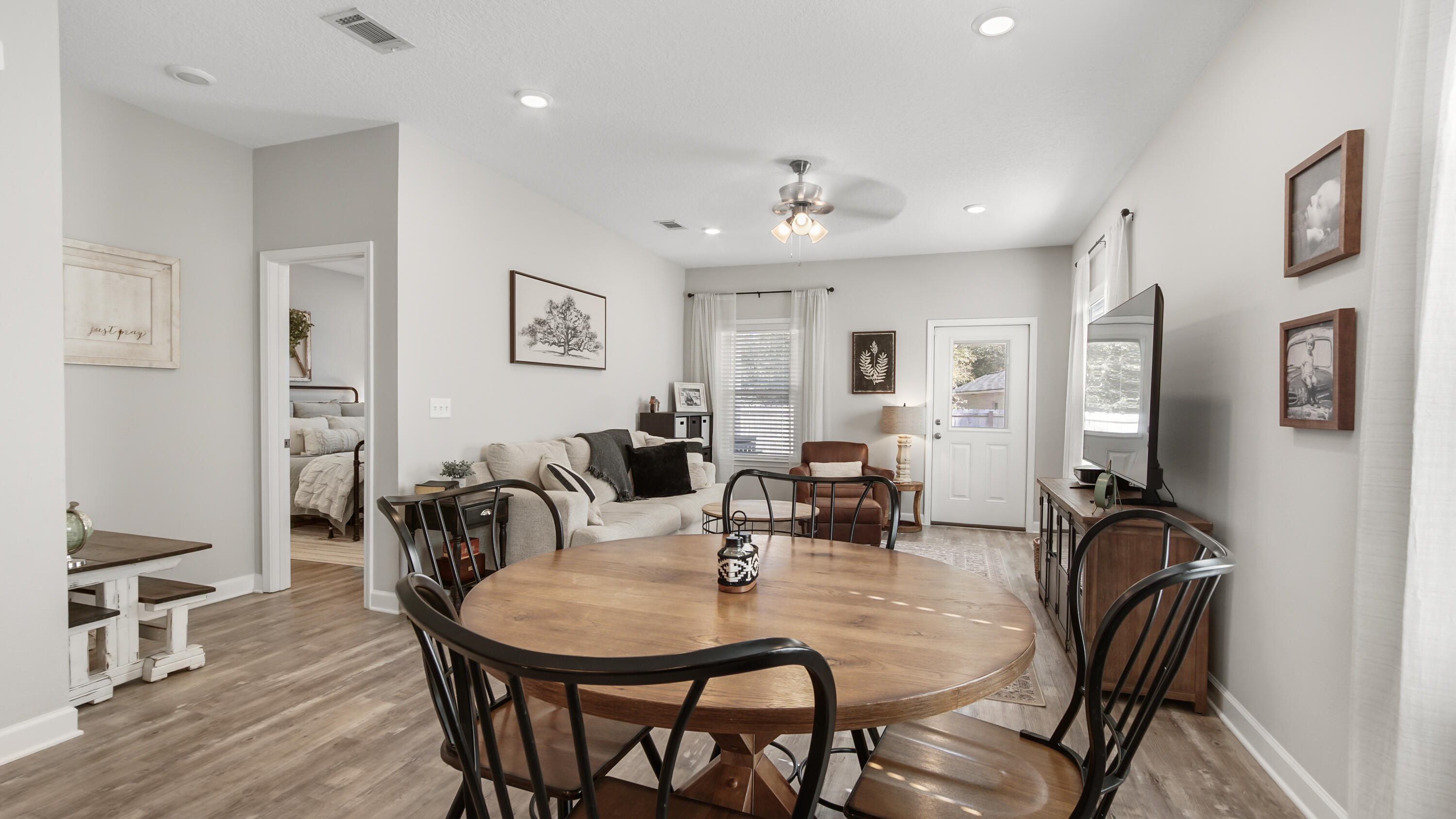 GRAND OAKS S/D - Residential