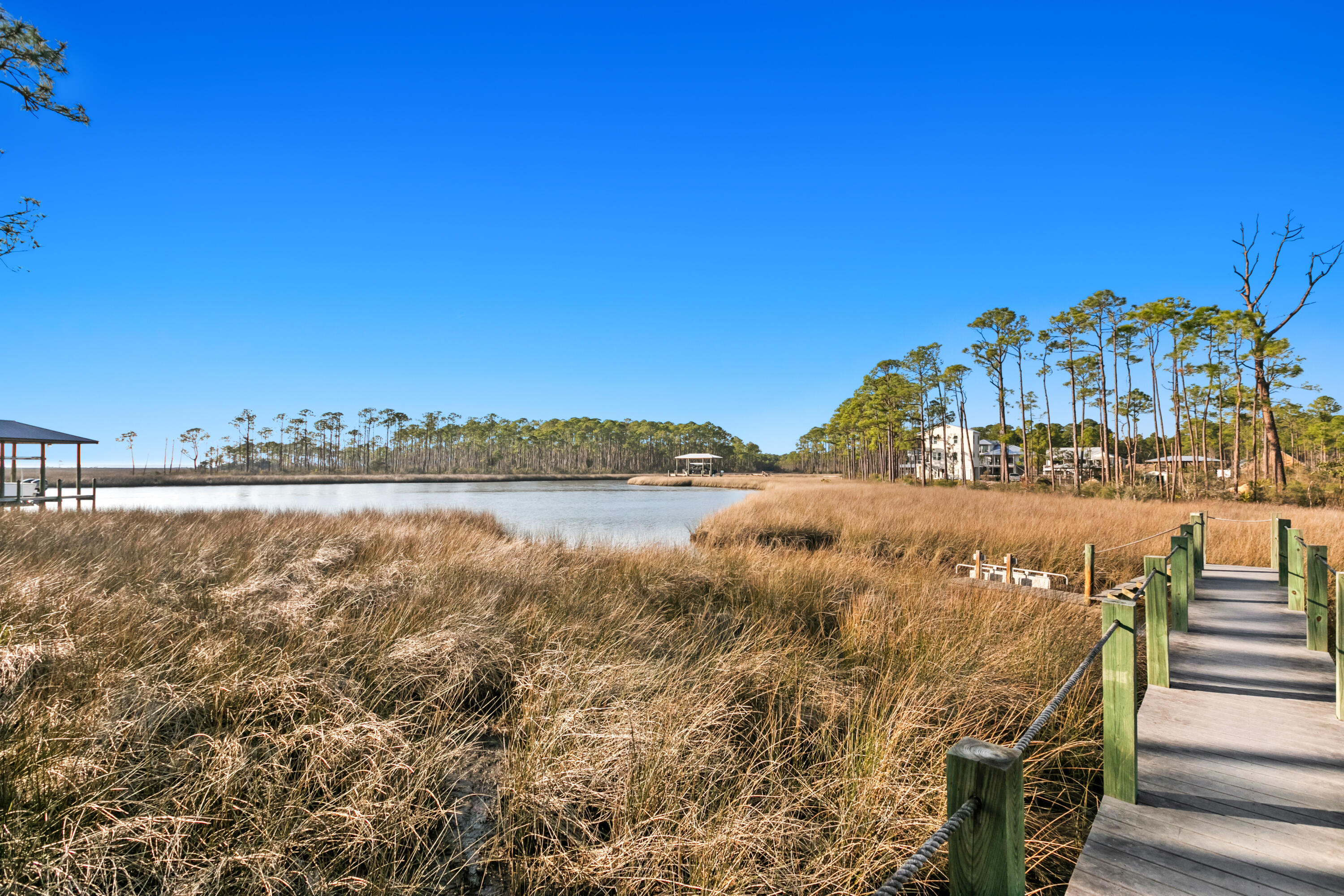 CESSNA LANDING - Residential