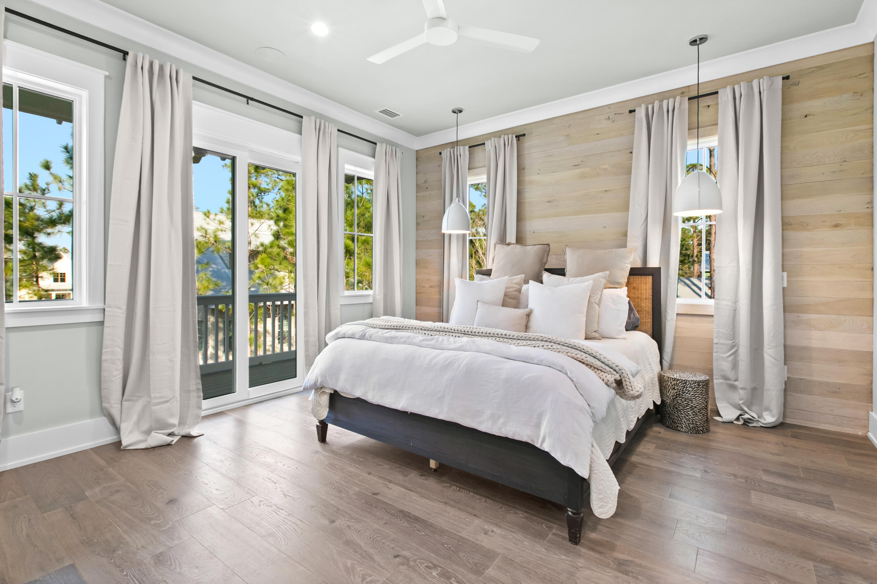 CESSNA LANDING - Residential