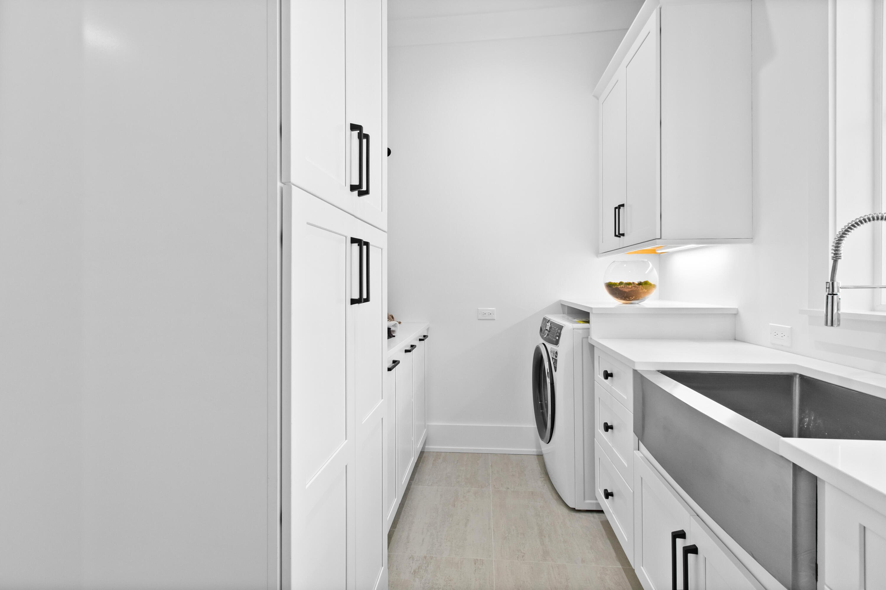 CESSNA LANDING - Residential