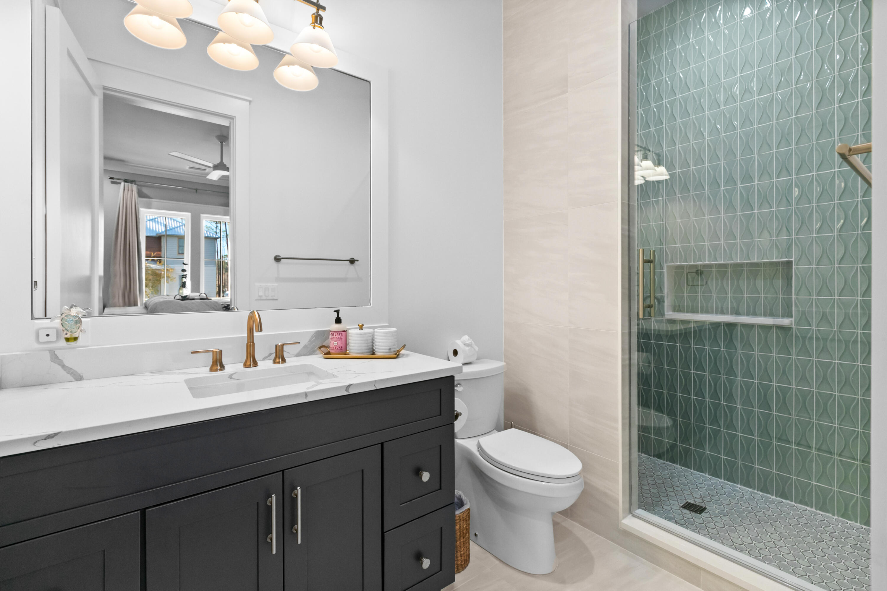 CESSNA LANDING - Residential