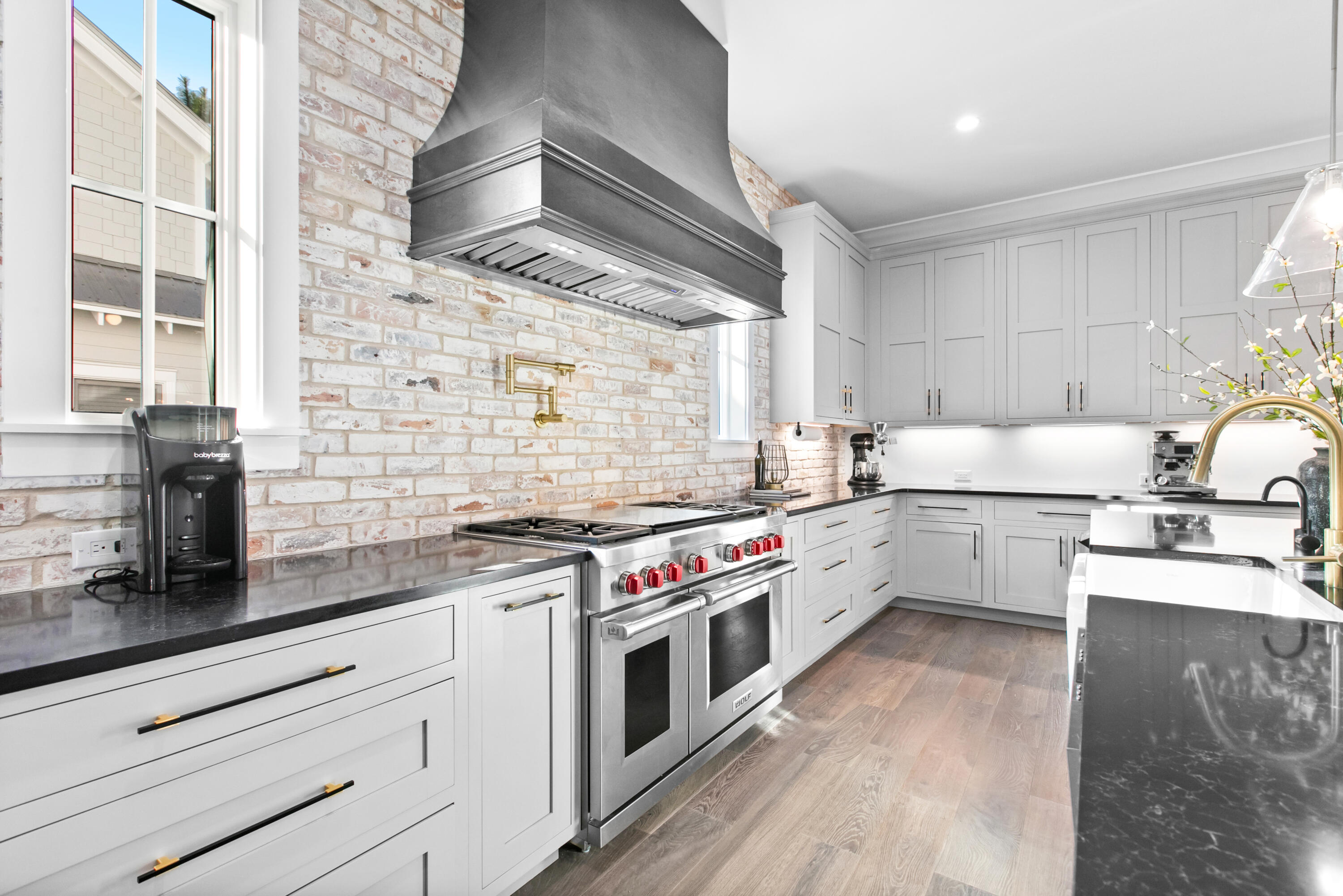 CESSNA LANDING - Residential