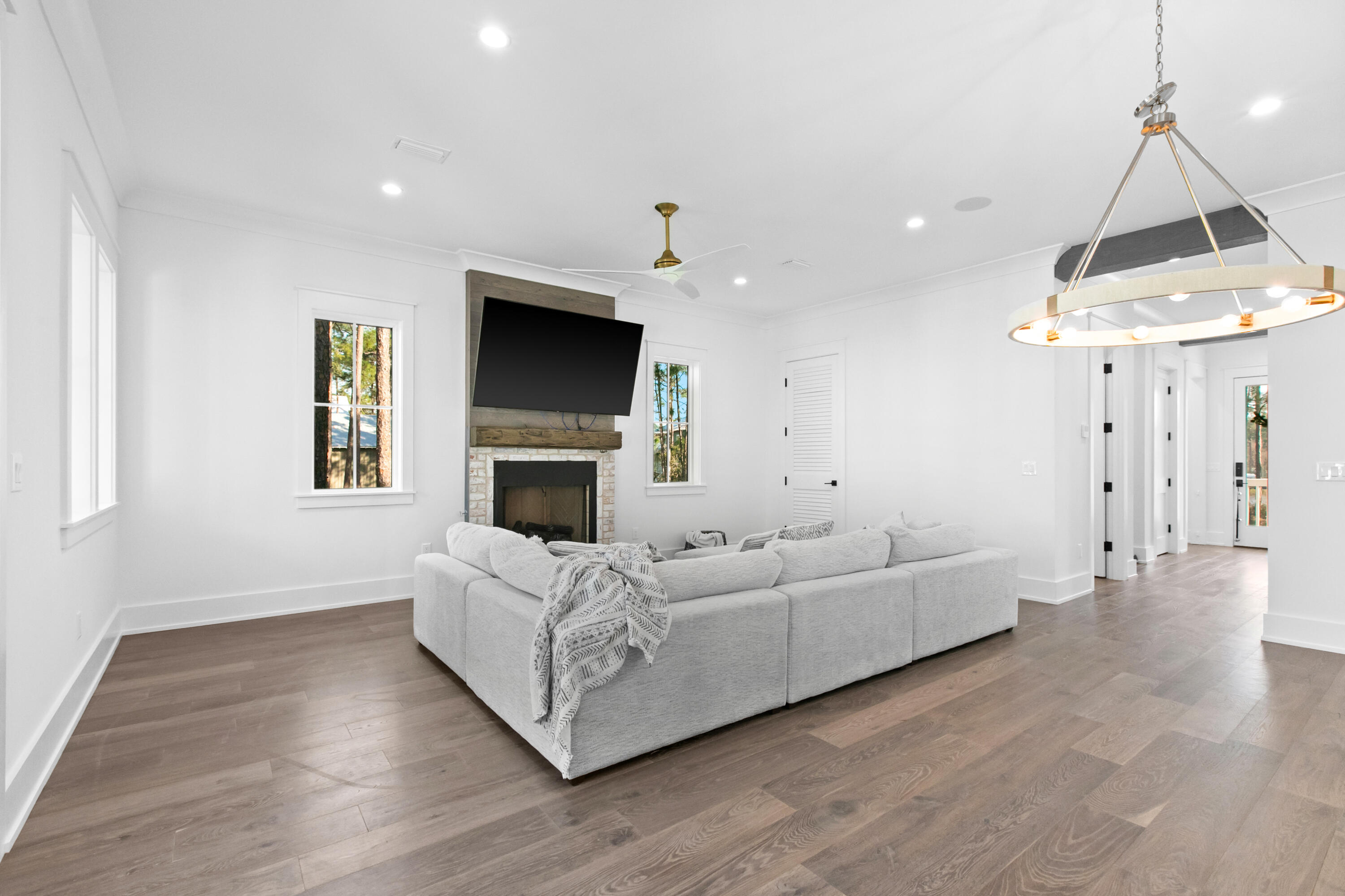 CESSNA LANDING - Residential