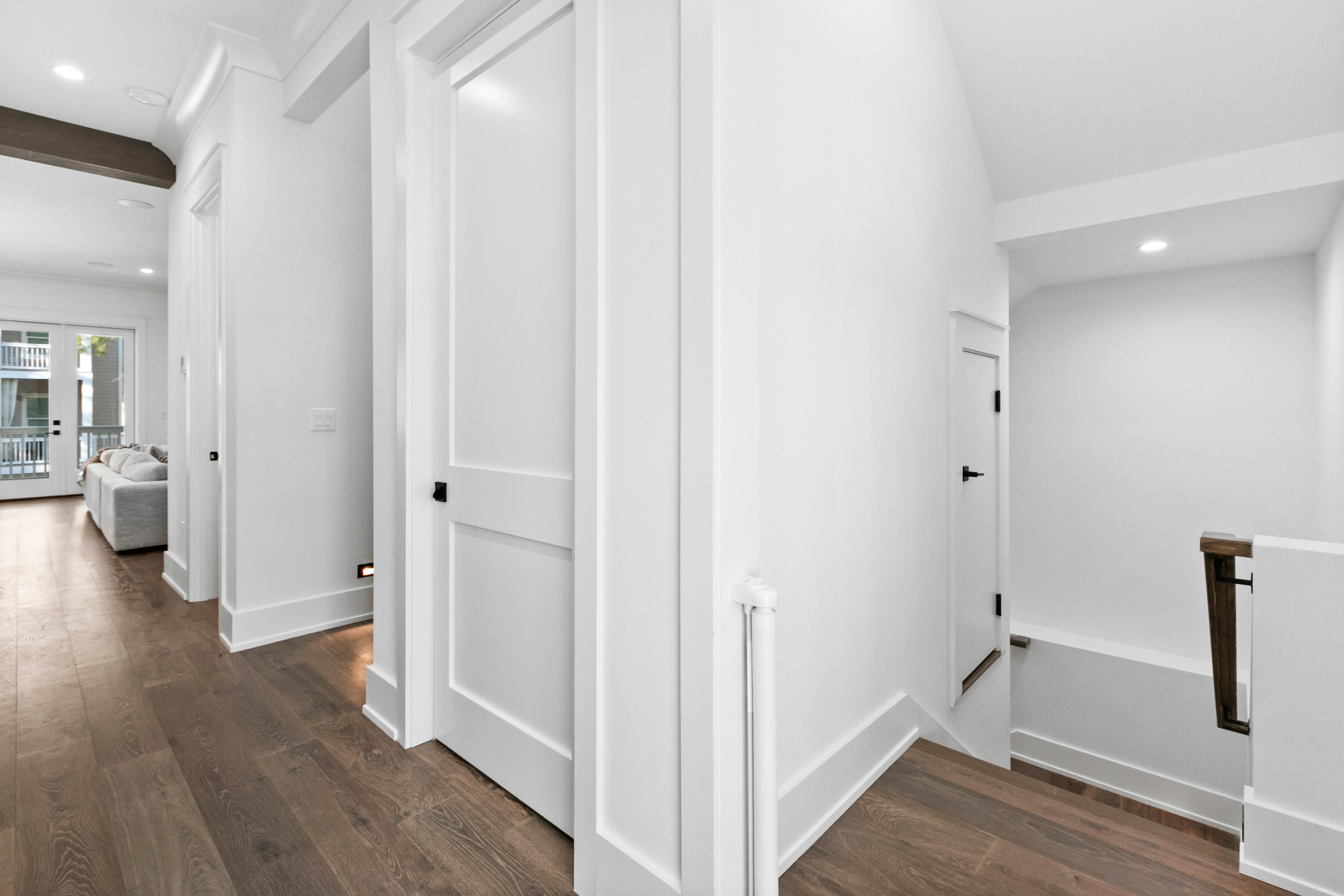 CESSNA LANDING - Residential