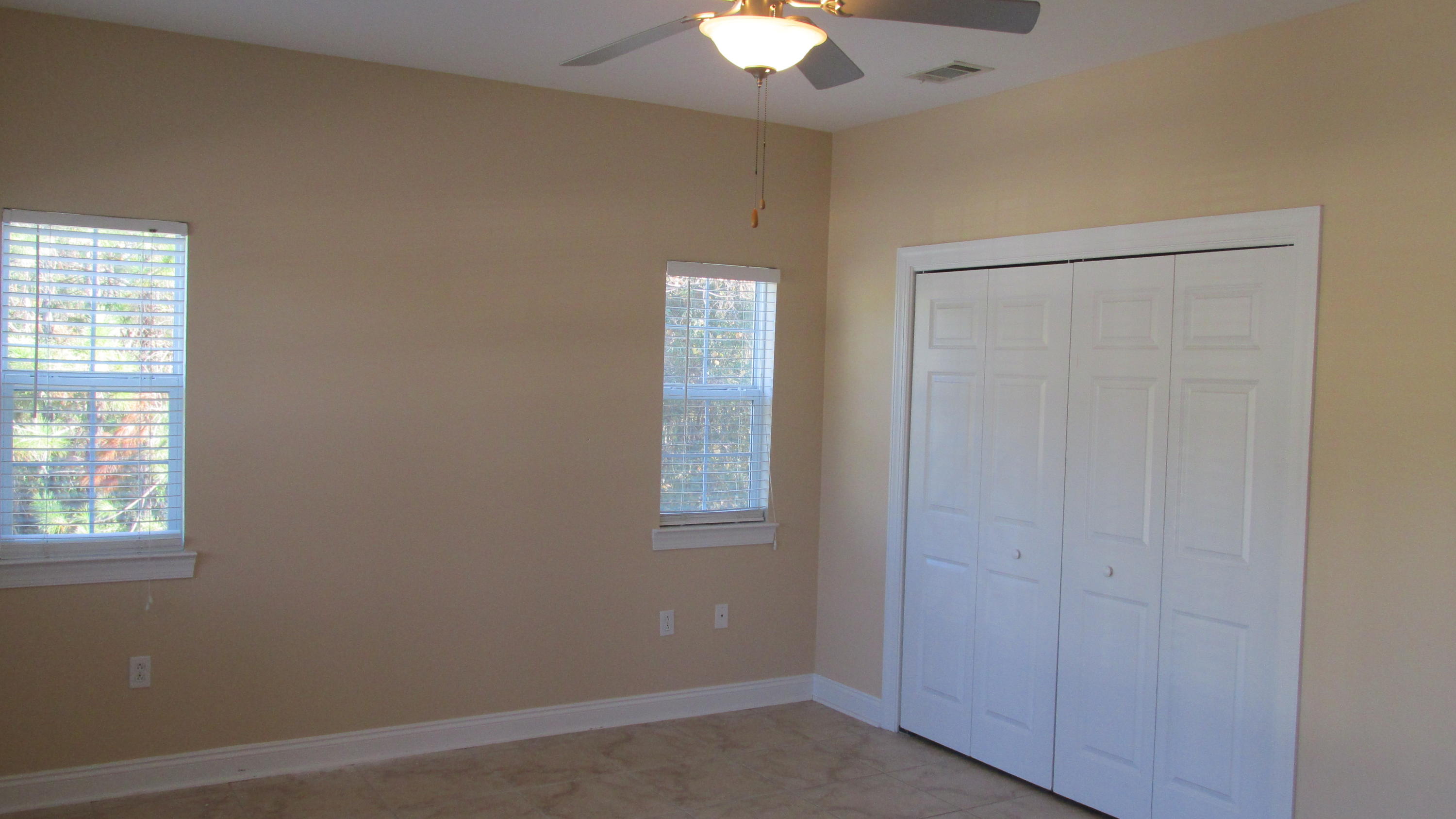 SANDAL BEACH - Residential Lease