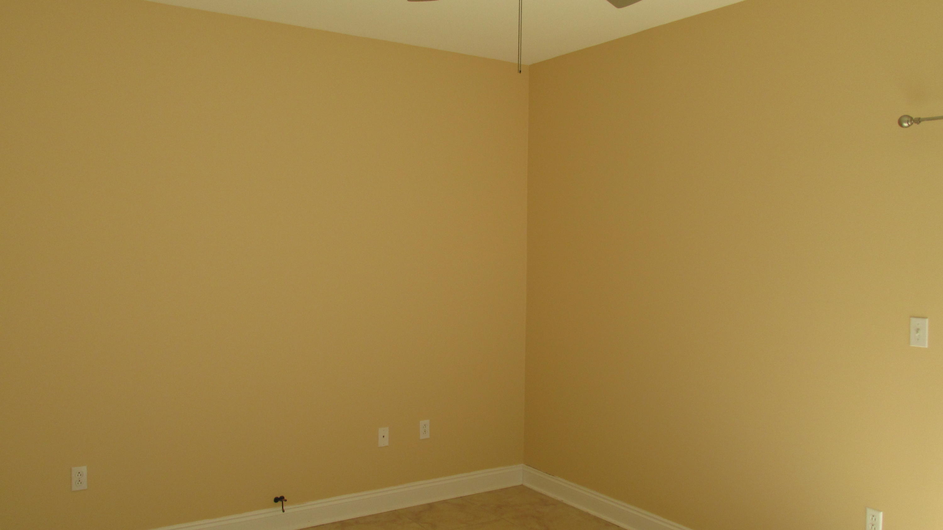 SANDAL BEACH - Residential Lease