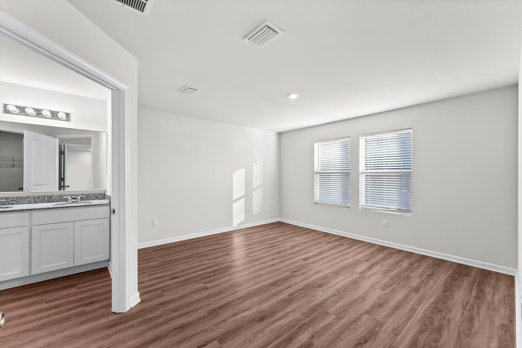 CROSS CREEK - Residential