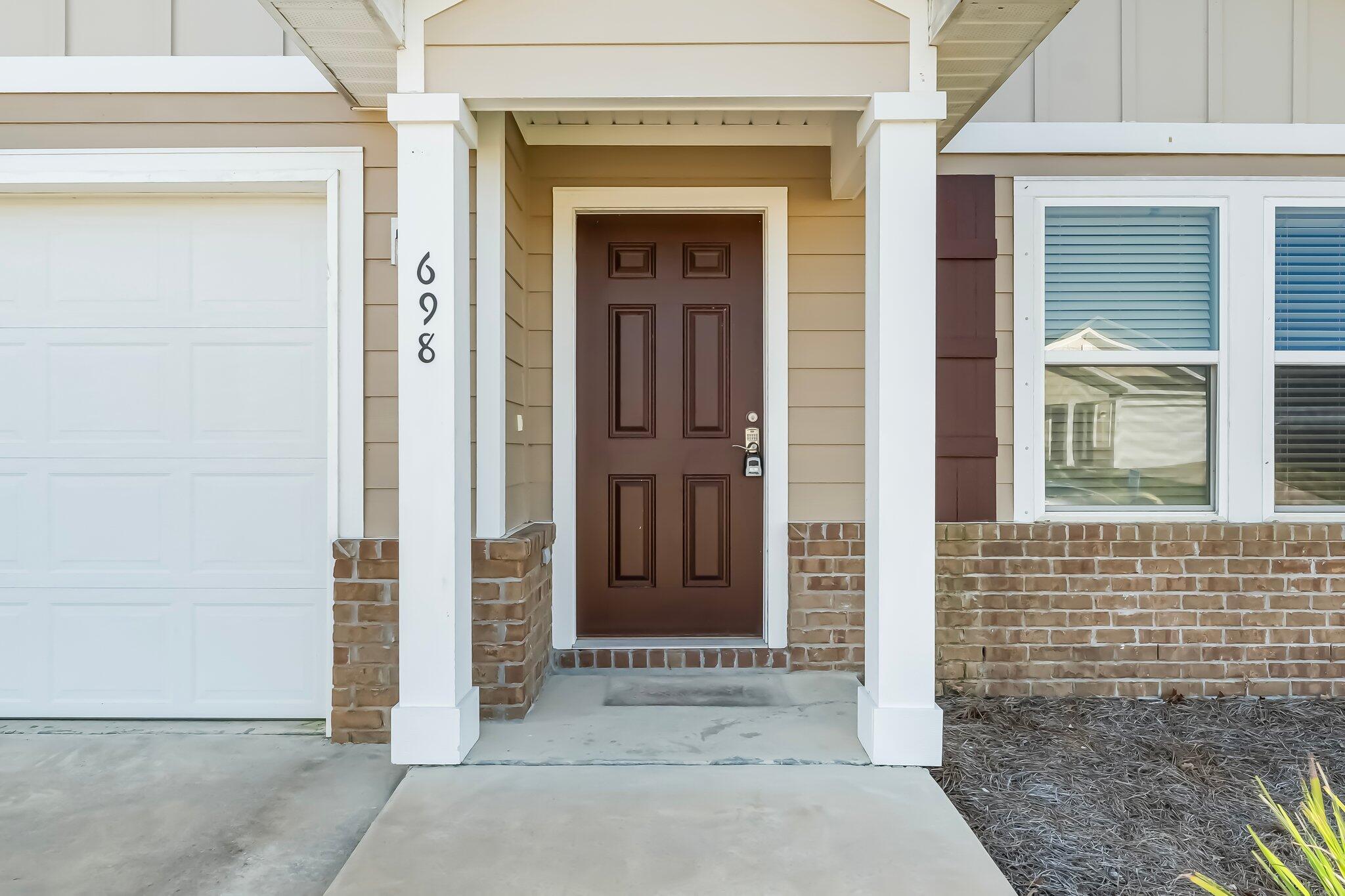 CROSS CREEK - Residential