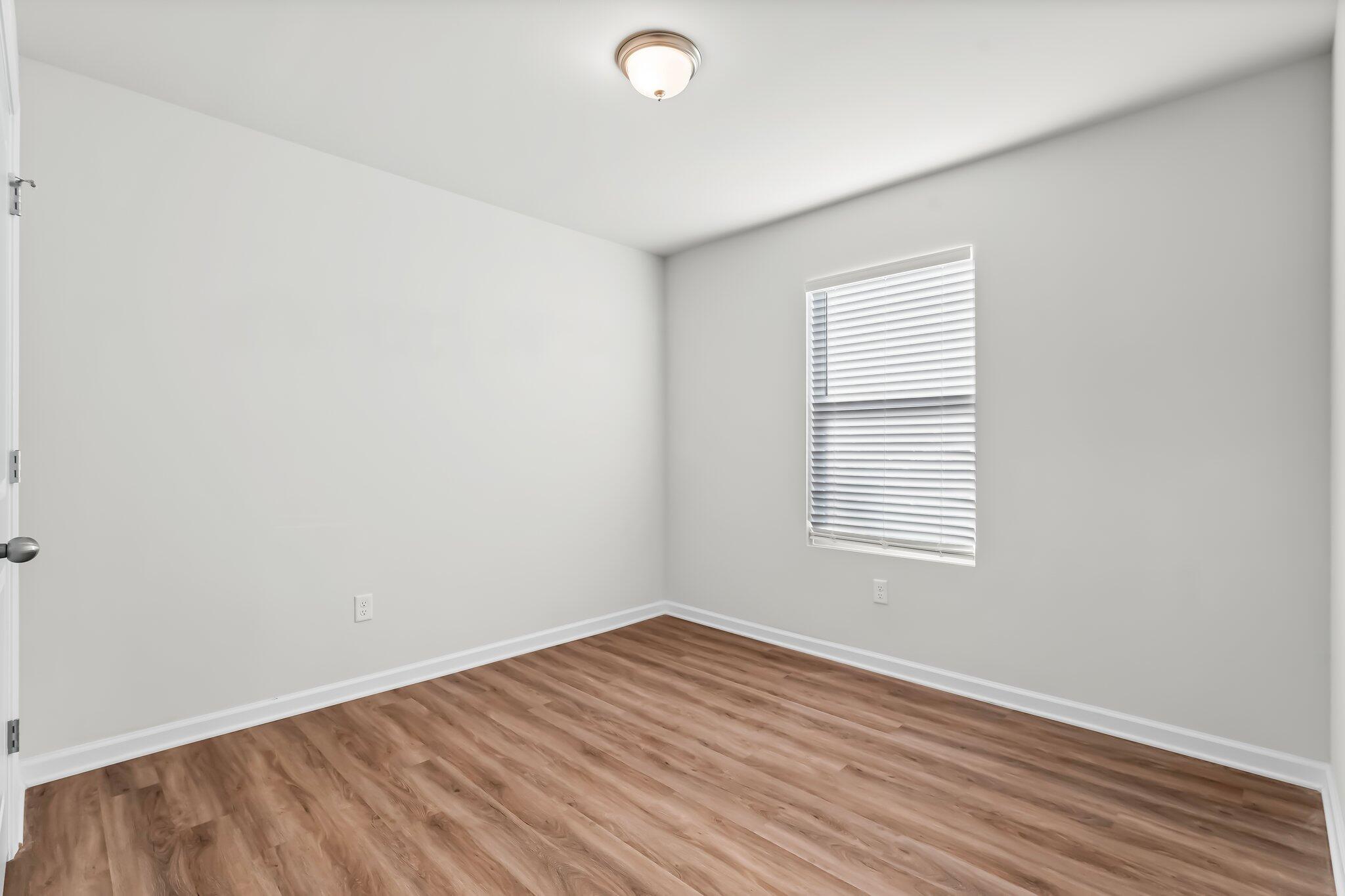 CROSS CREEK - Residential