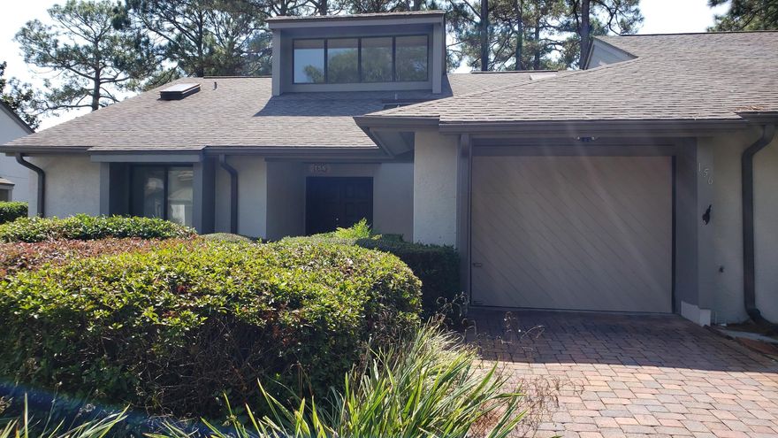 Great Patio home located in much sought after Bluewater Bay! End Unit, with split 2 bedroom floor plan, just minutes from Destin, Eglin AFB and the beautiful Emerald Coast beaches! Eat-in Kitchen, a vaulted ceiling in the living room and a Screened Porch. Seller replaced complete HVAC Unit, Heat Pump, Air Handler, and 8' of Ductwork. Also installed ''Trane Clean Effects '' Air Cleaner. Seller has installed all new shelving in all the closets. Bluewater pool, tennis courts and golf club just minutes away. All dimensions, measurements and information is believed to be correct but buyer to verify any information deemed important.