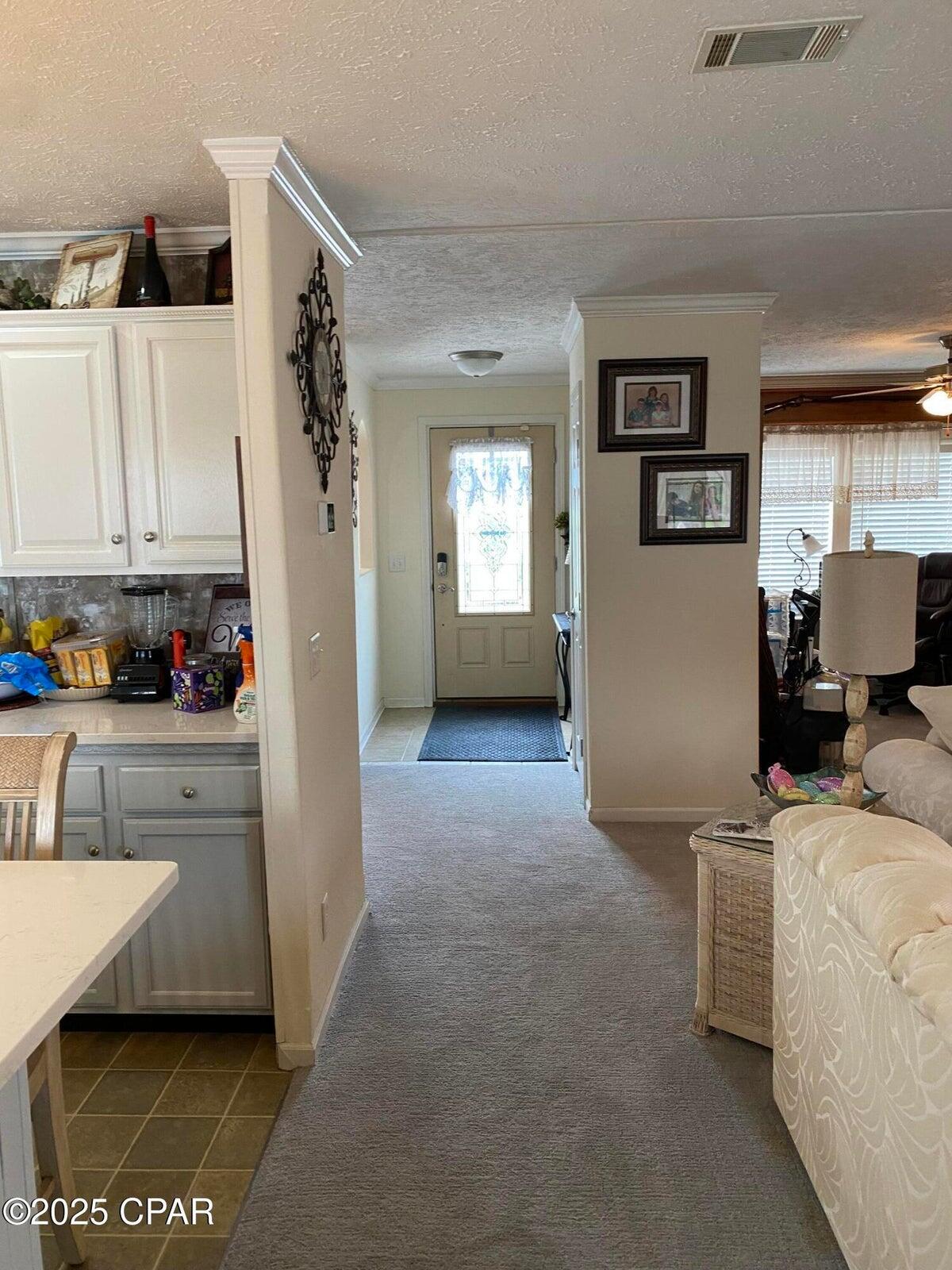 White Western Springs Unit 1 - Residential