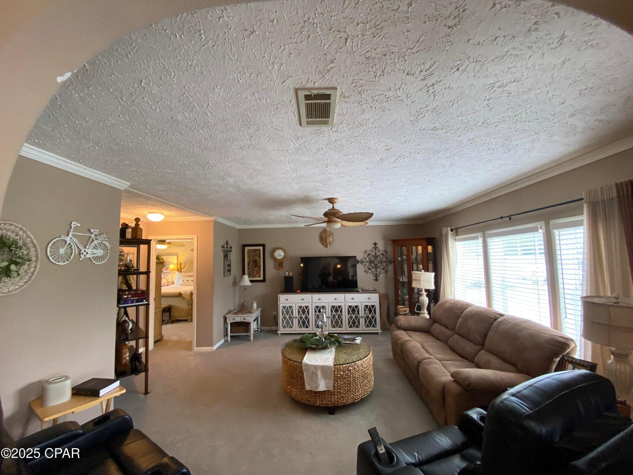 White Western Springs Unit 1 - Residential
