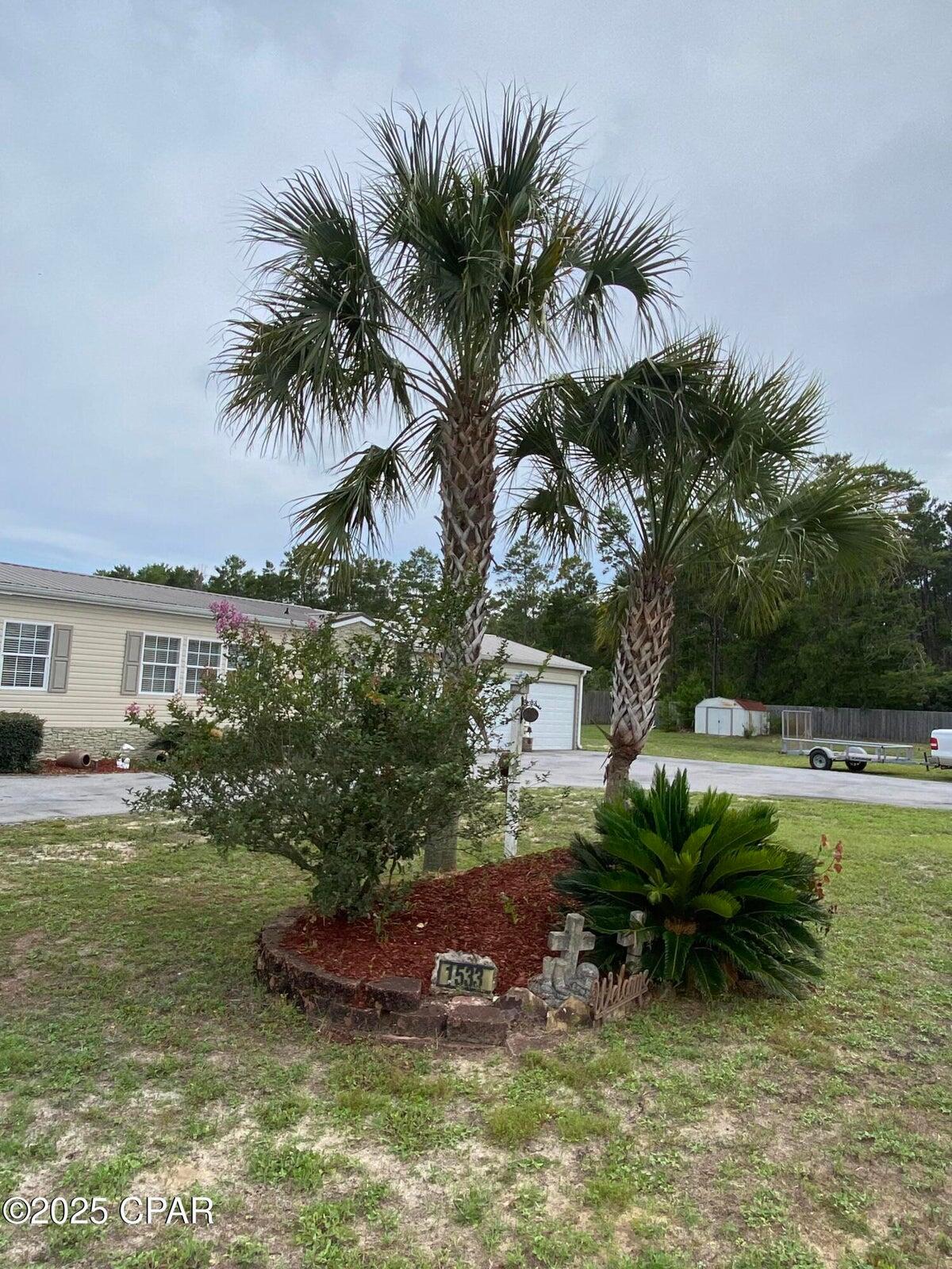 White Western Springs Unit 1 - Residential