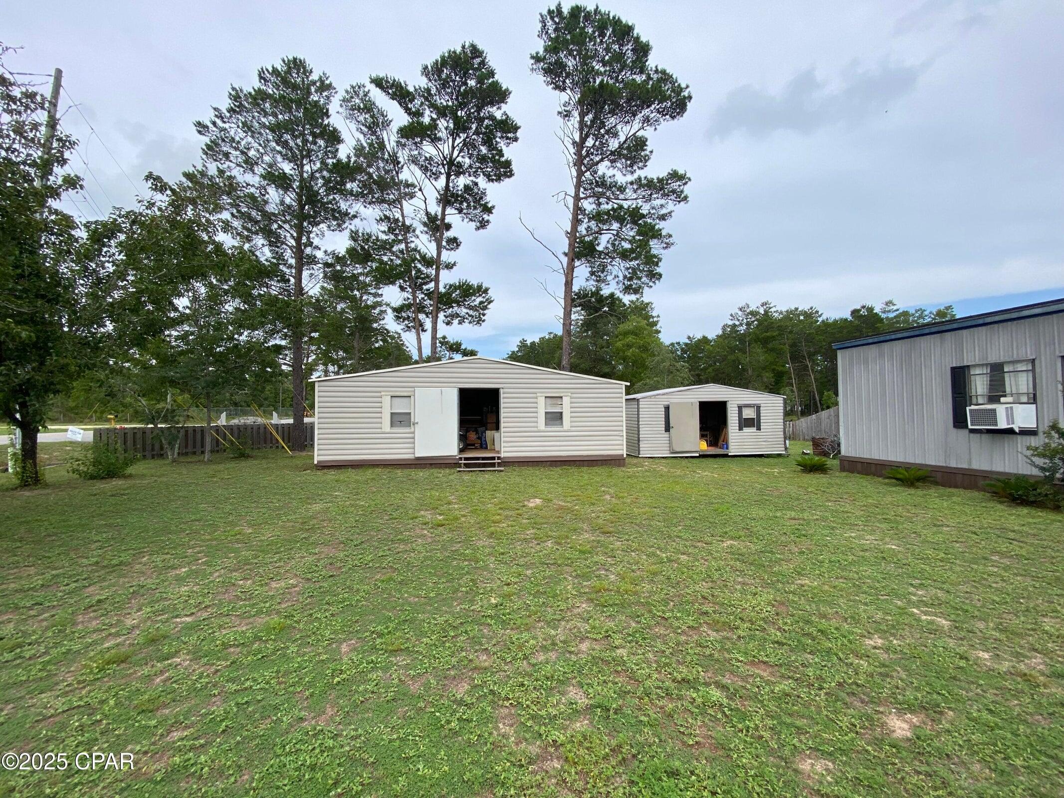White Western Springs Unit 1 - Residential