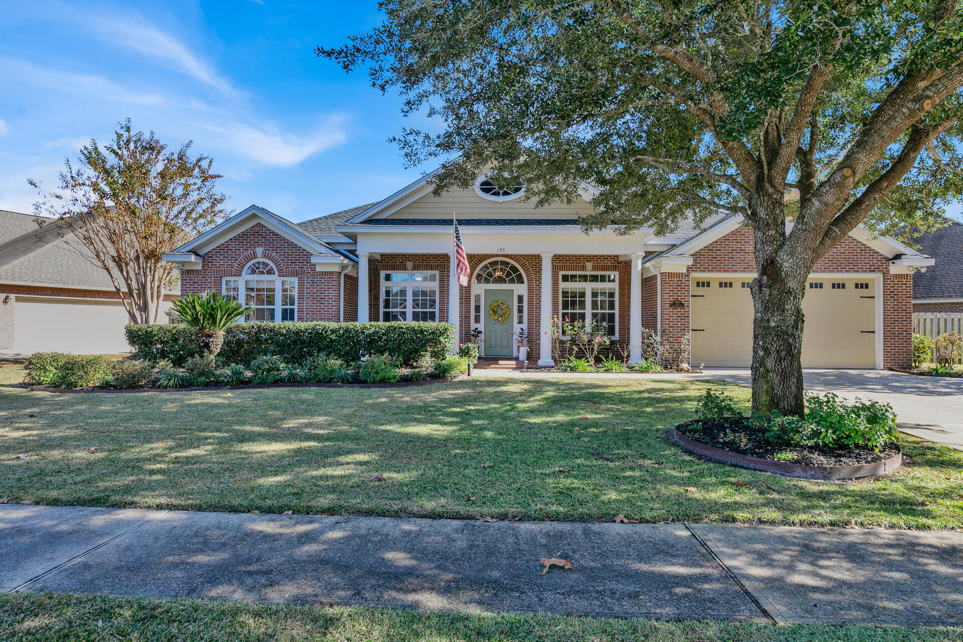 HAMMOCK BAY - Residential