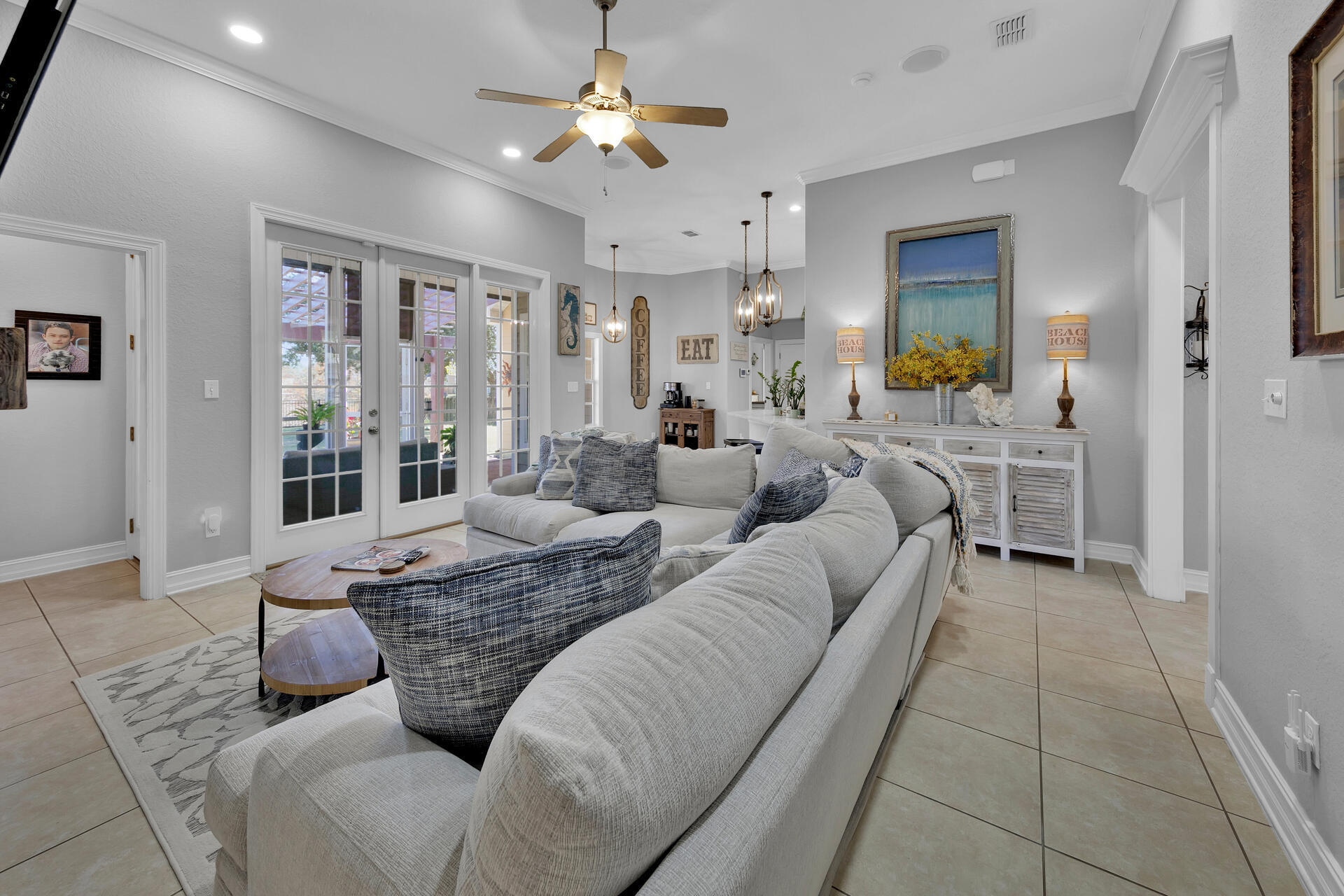 HAMMOCK BAY - Residential