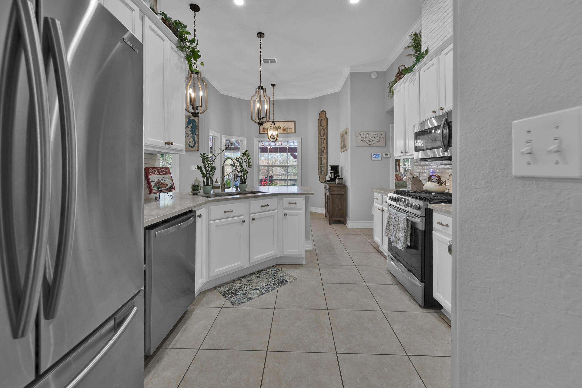 HAMMOCK BAY - Residential