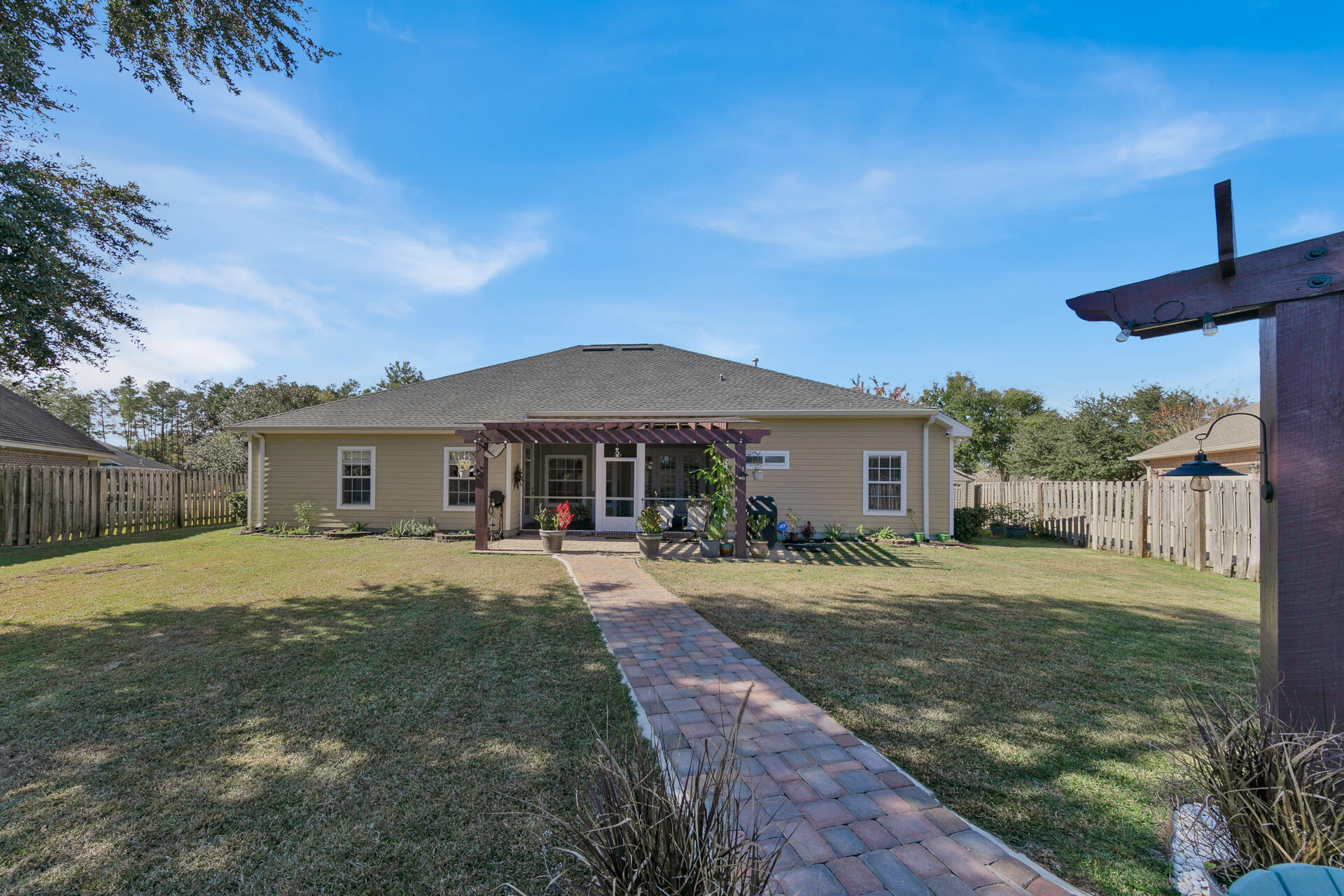 HAMMOCK BAY - Residential