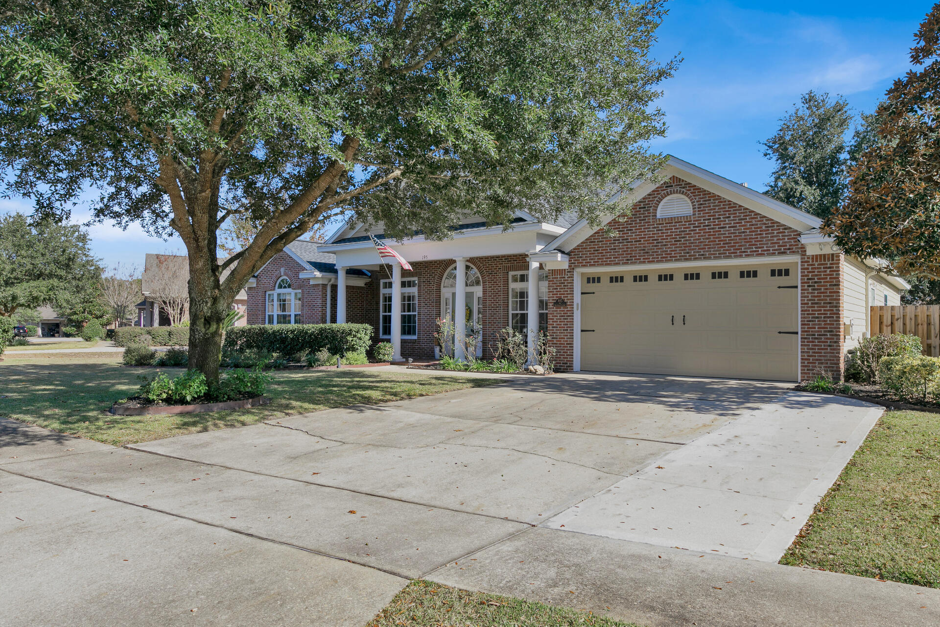 HAMMOCK BAY - Residential