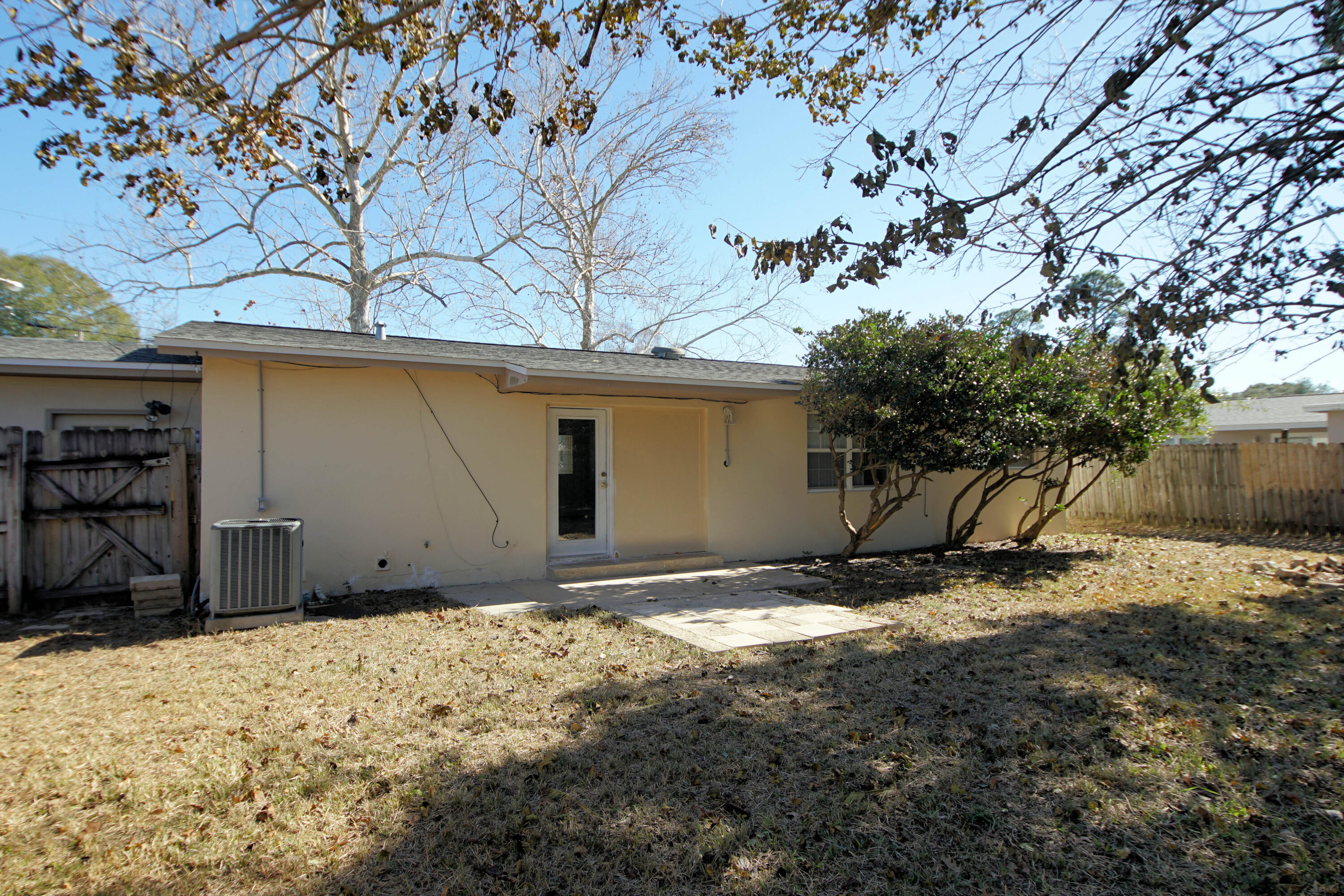 OAK TREE PARK - Residential