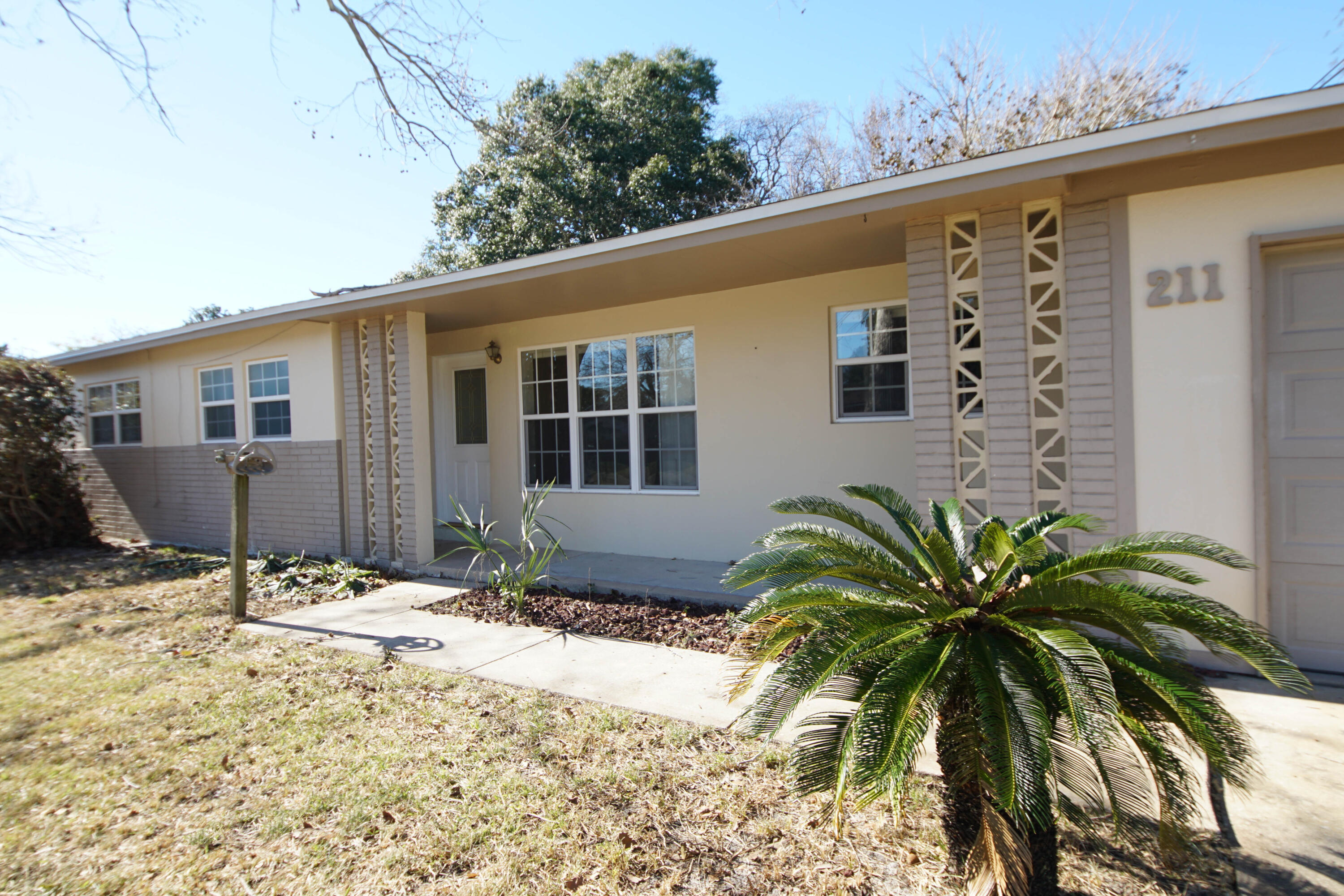 OAK TREE PARK - Residential