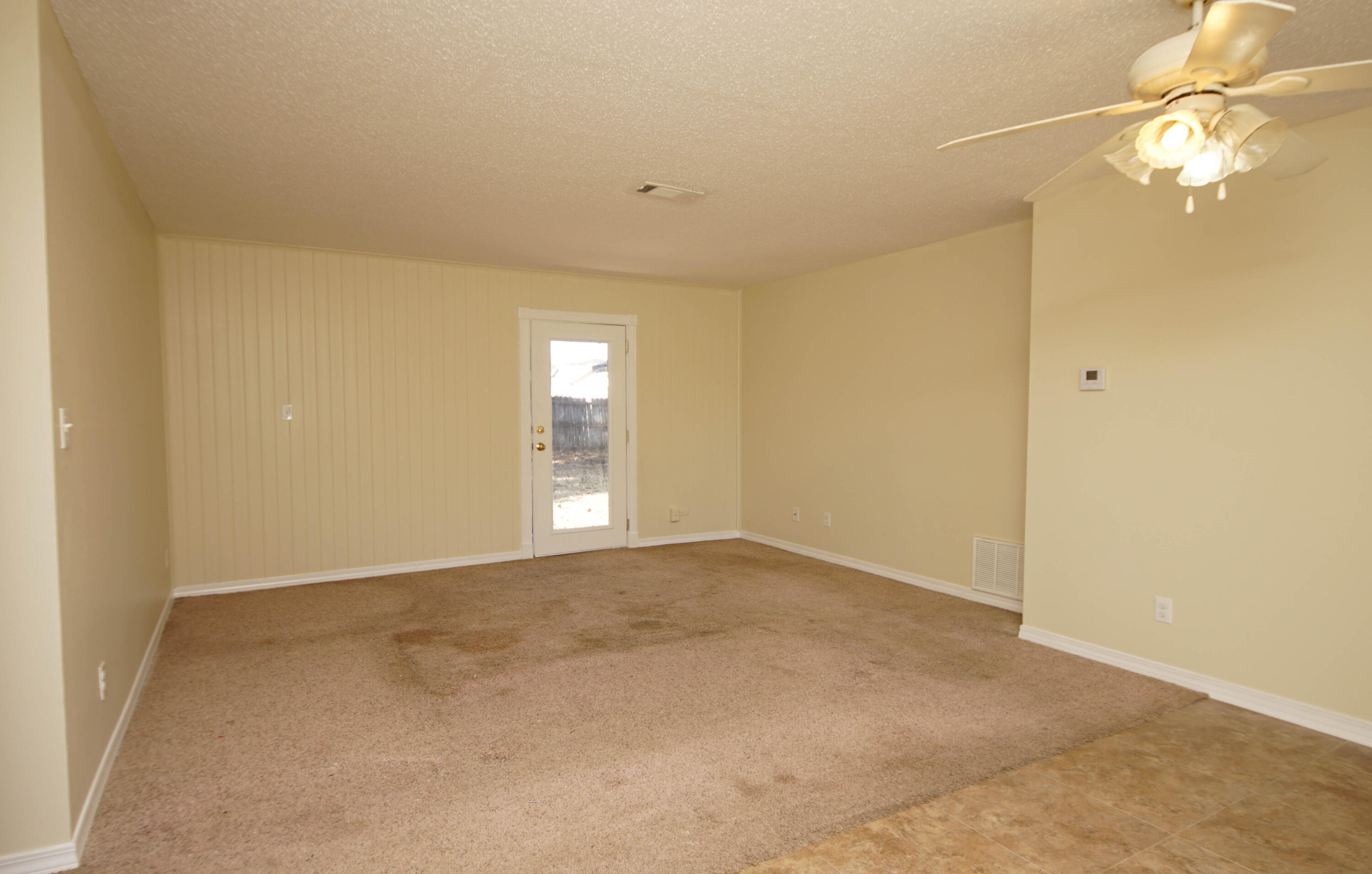 OAK TREE PARK - Residential