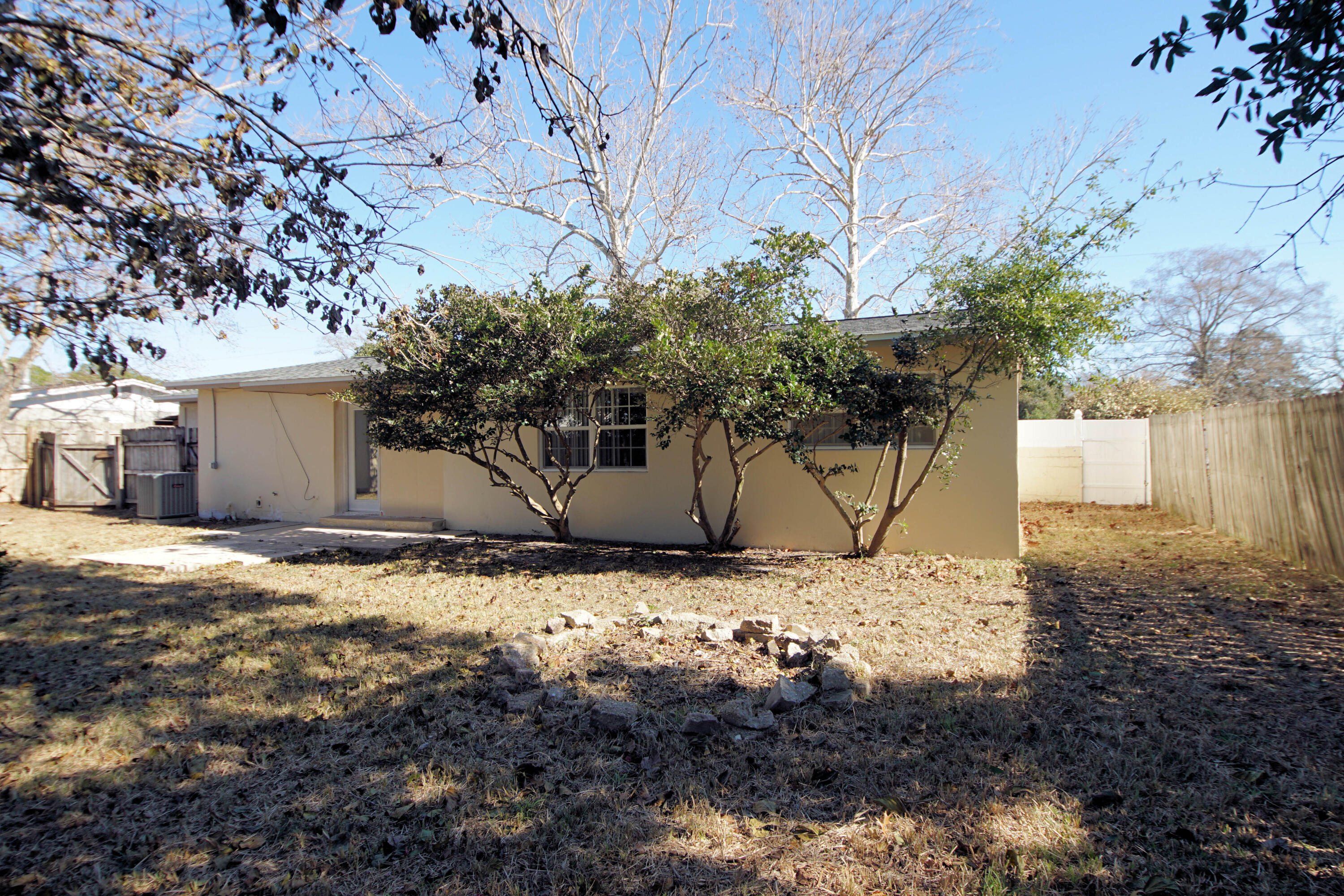 OAK TREE PARK - Residential