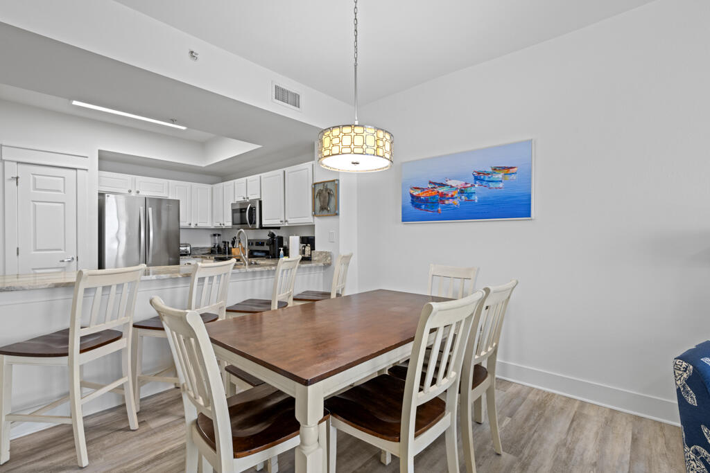 SUMMERWIND CONDOS - Residential