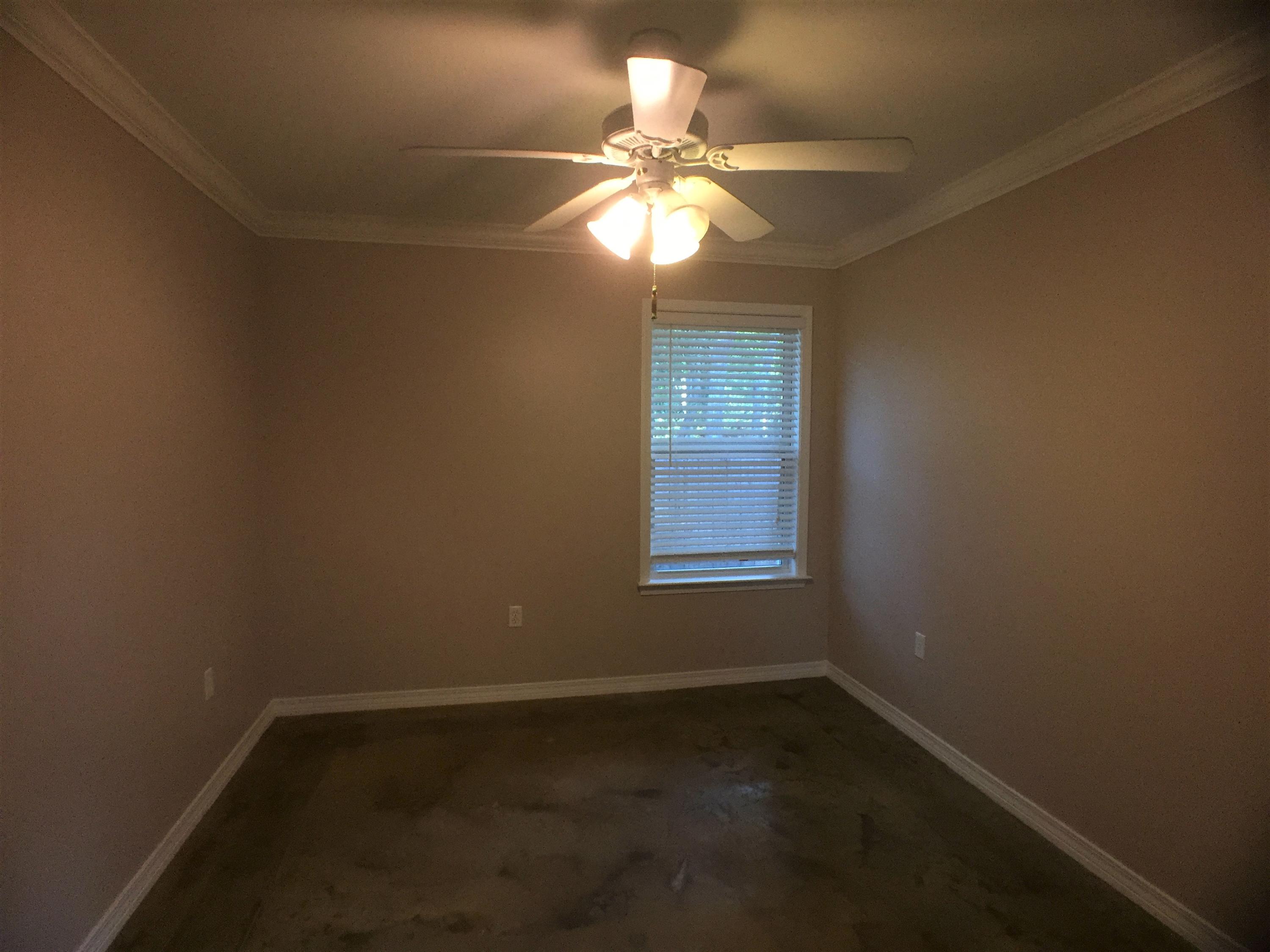 TOWN OF SANTA ROSA - Residential Lease