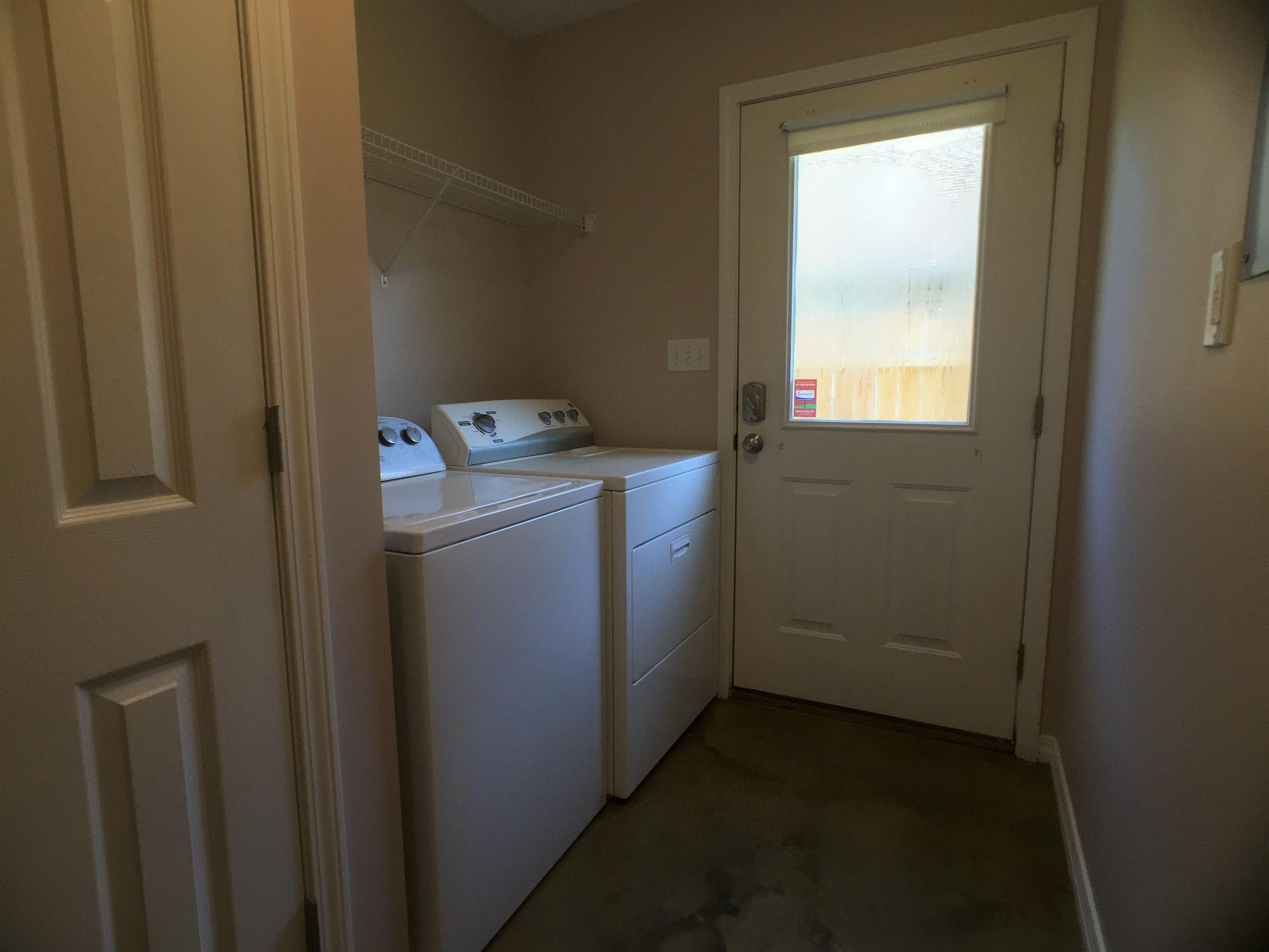 TOWN OF SANTA ROSA - Residential Lease