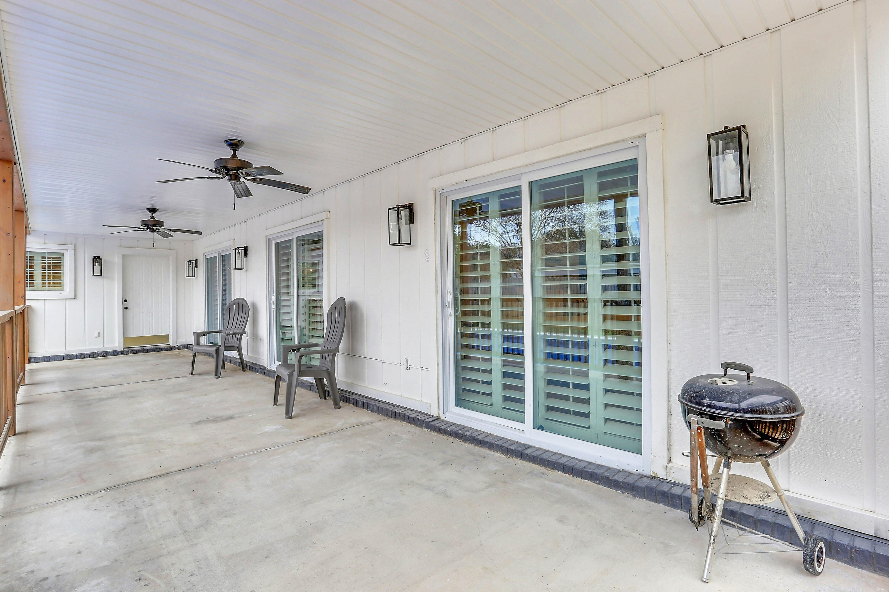 LAKE LORRAINE ESTATES - Residential