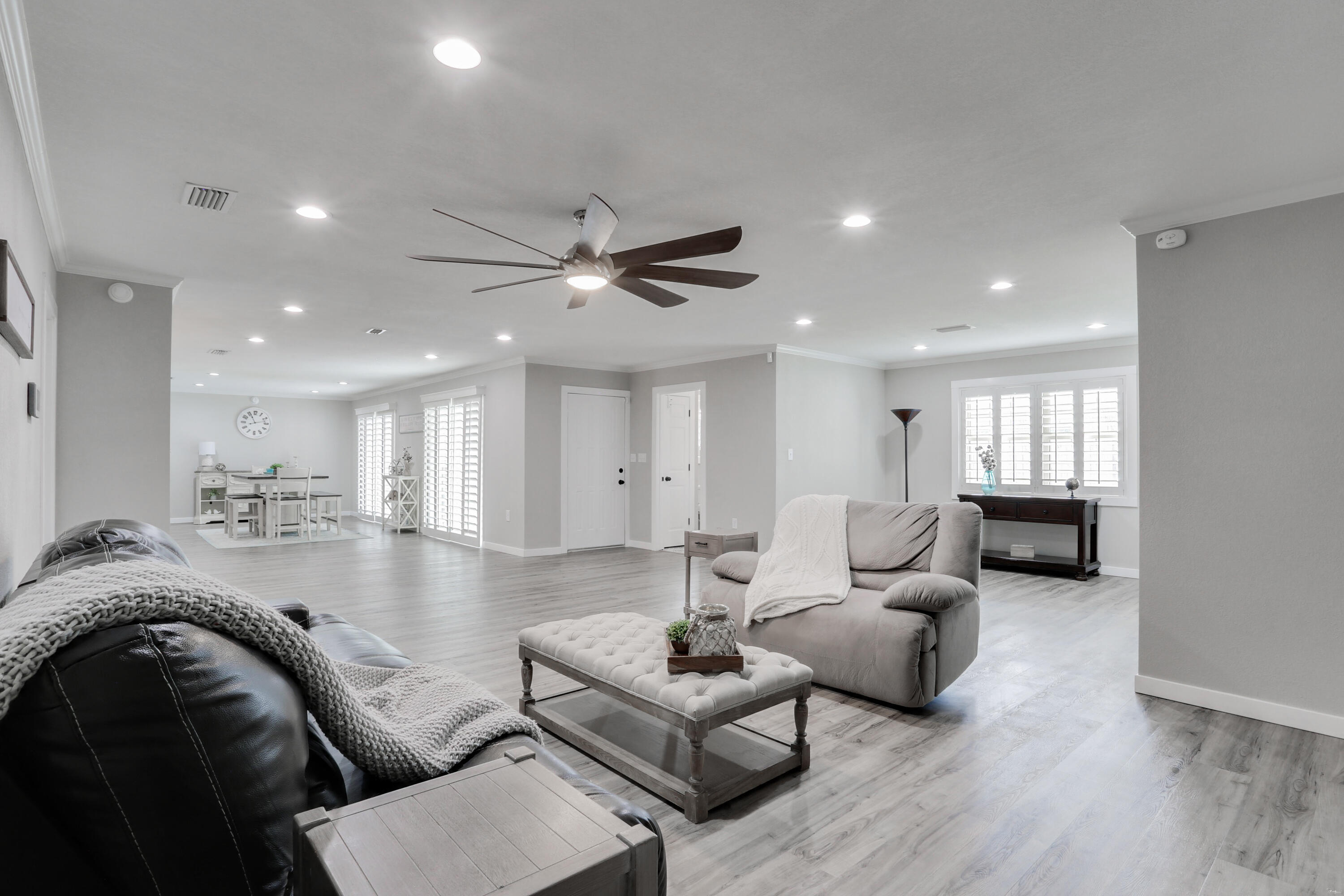 LAKE LORRAINE ESTATES - Residential